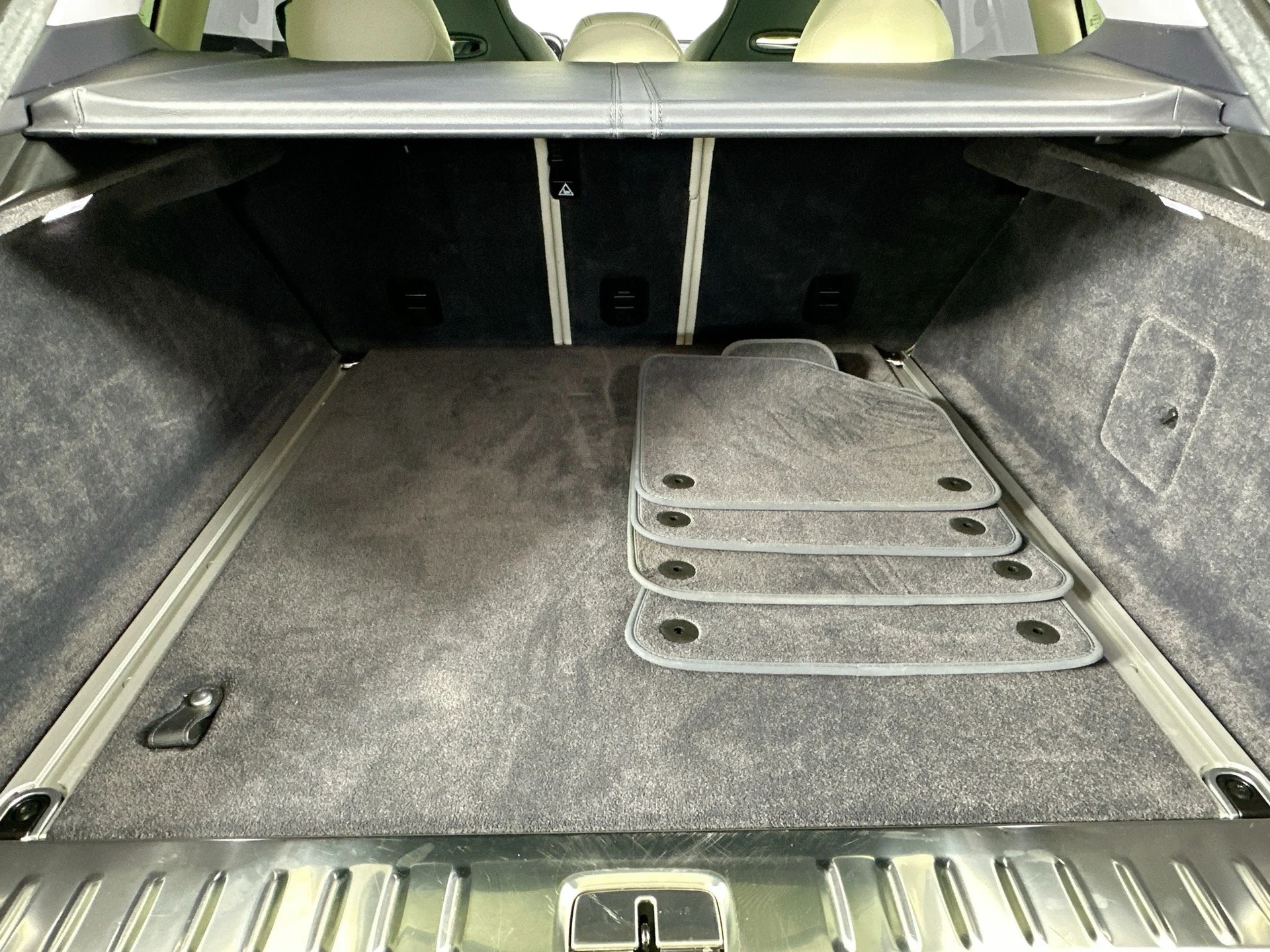 mph035_4285178533_36_5fff7433b7