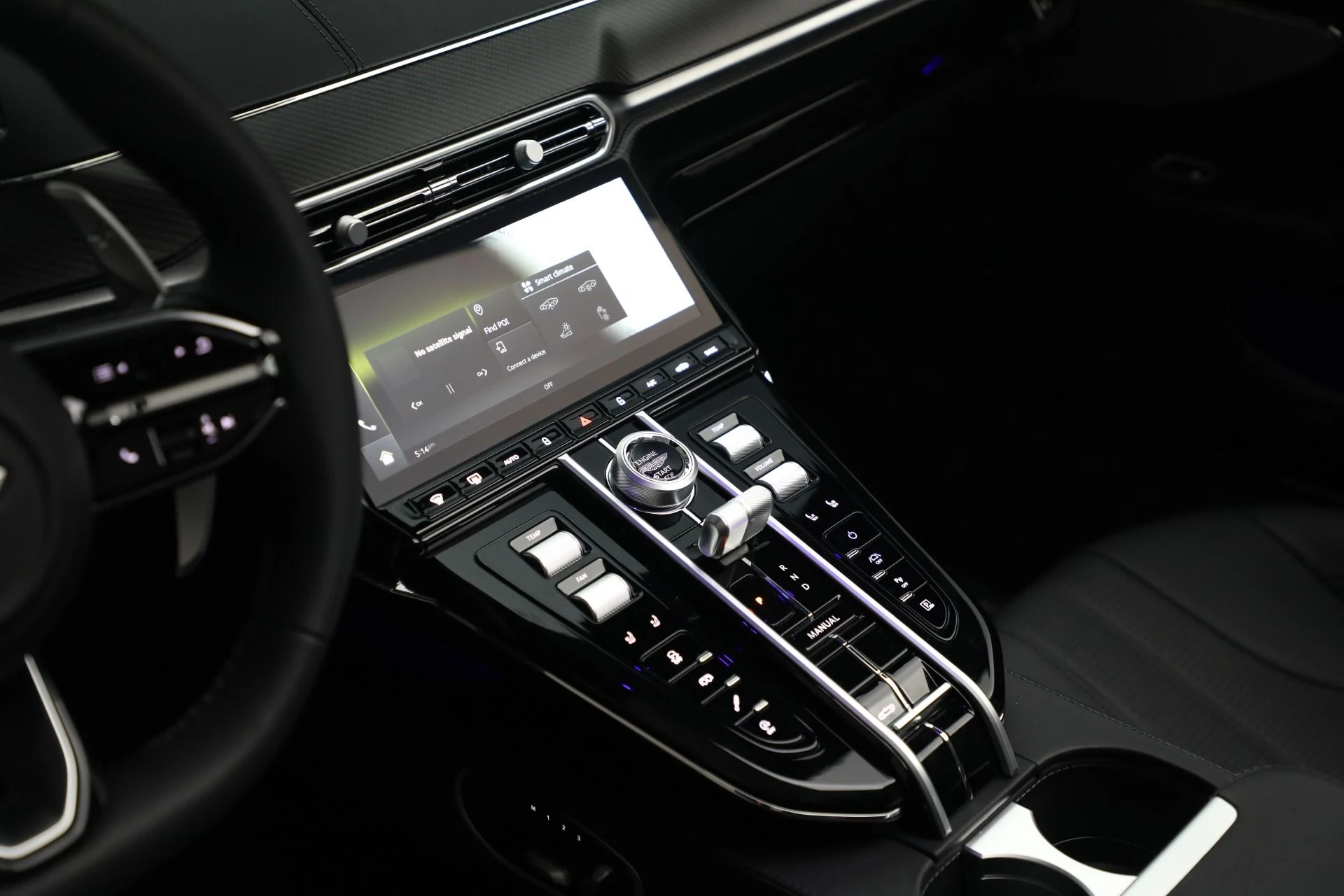 mph035_442293065_New_2026_Aston_Martin_Vantage_Roadster_6c8d33e413
