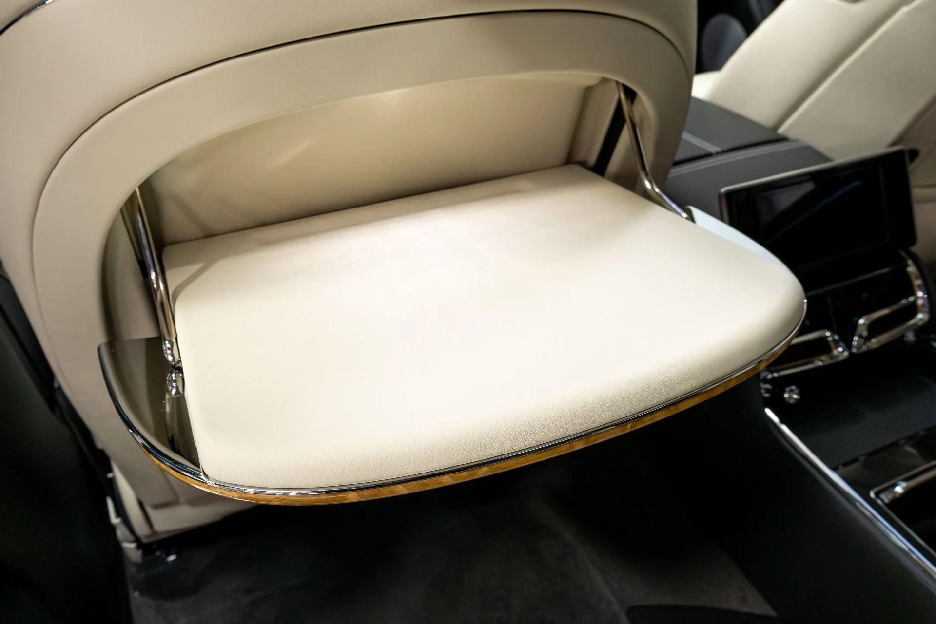 mph035_444529645_Used_2021_Bentley_Flying_Spur_W12_1772666284_4c2d69e58d