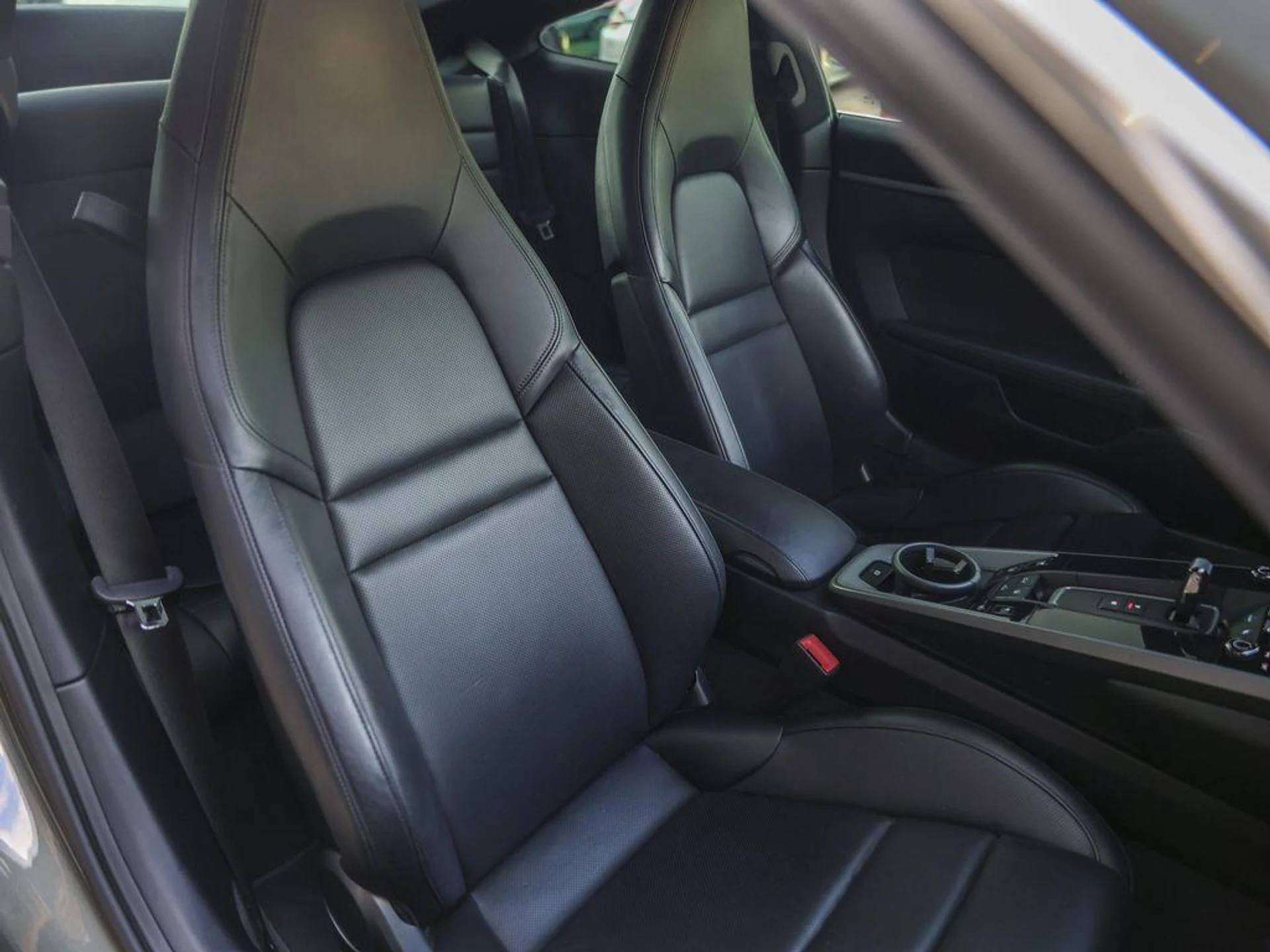 mph035_444637283_e5b_Pn9y5b9_Lg_2s_Uaj_S_Ps_KYJ_Uk_Y_c6947b1735