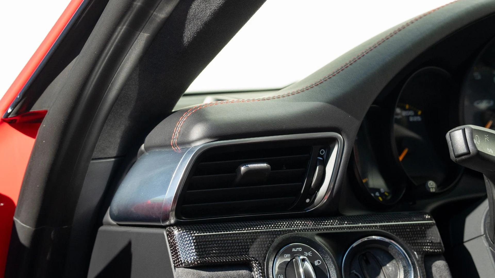 mph035_448517229_Used_2018_Porsche_911_GT_3_1755032810_0cd3c9cc14