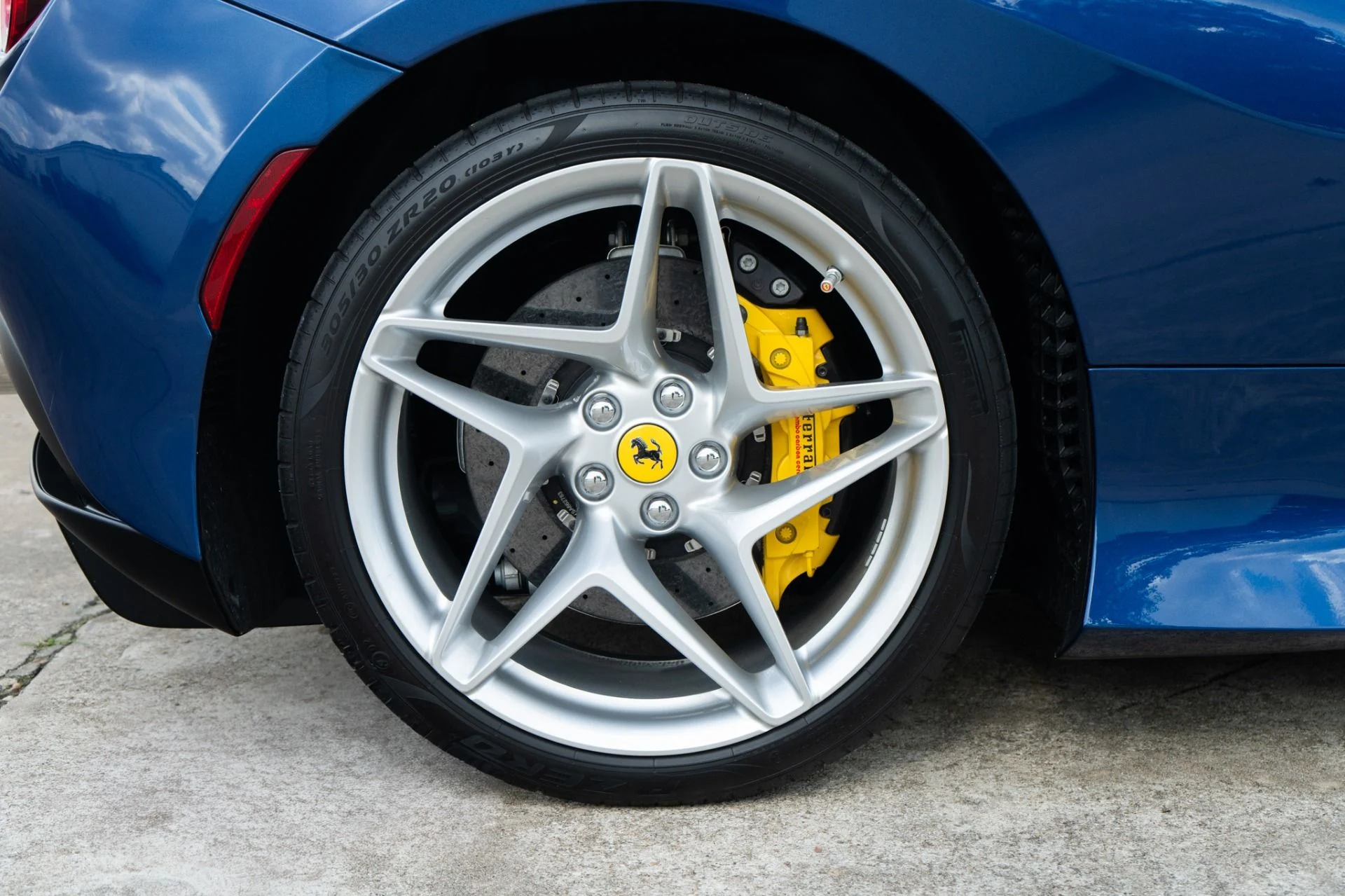 mph035_461791873_Used_2022_Ferrari_F8_Spider_1779493507_eaf36d6dbf