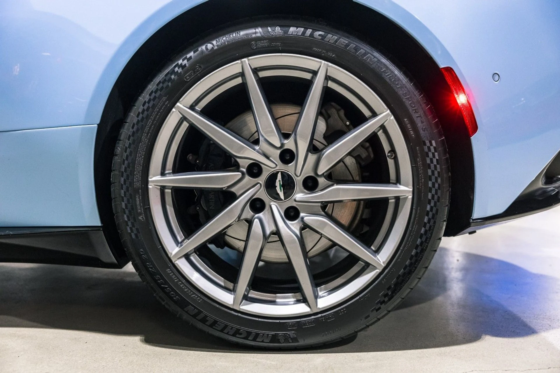 mph035_473635887_0_A_2bd01829b5