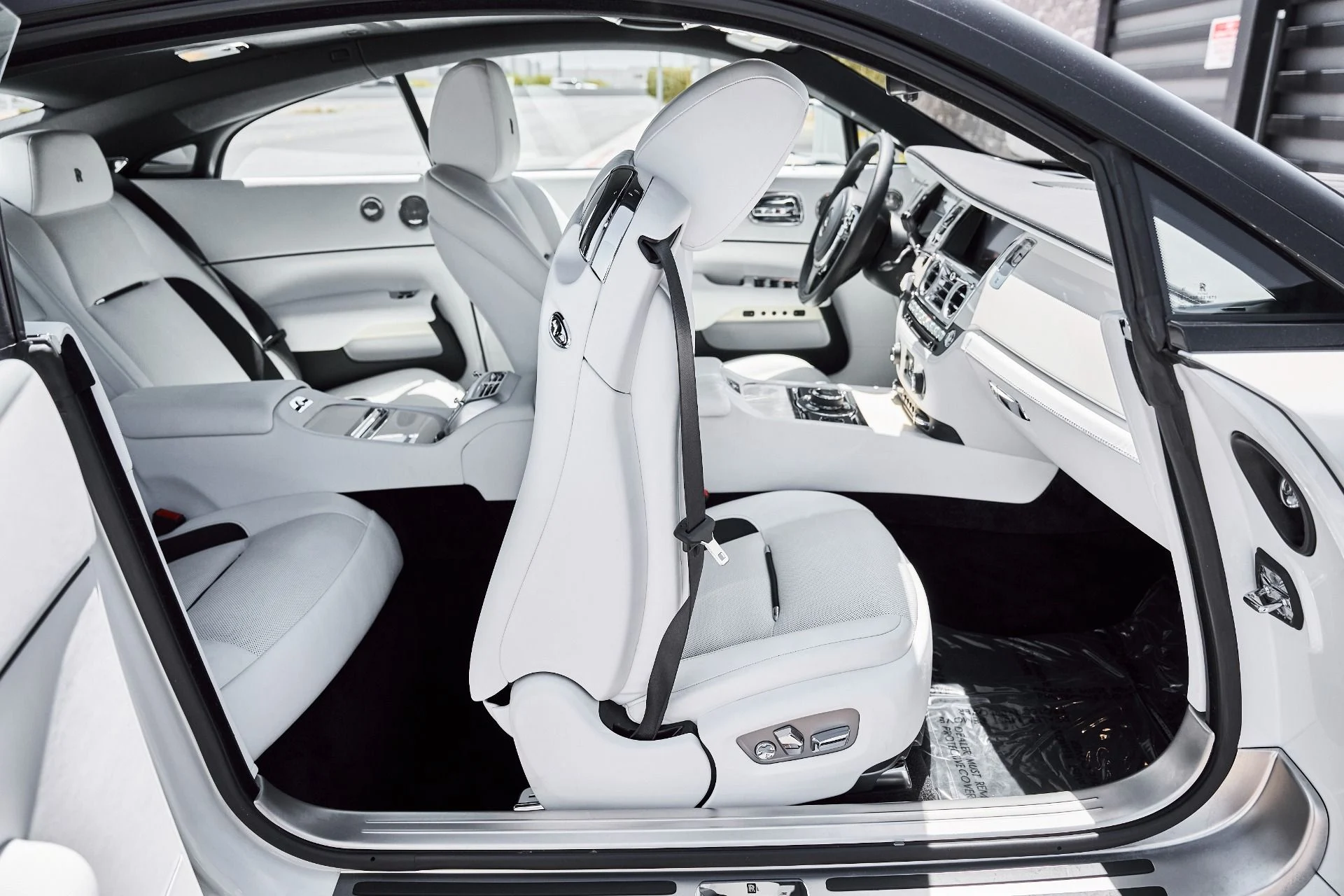 mph035_478201573_Used_2019_Rolls_Royce_Wraith_Base_1778886701_9329e3a91b