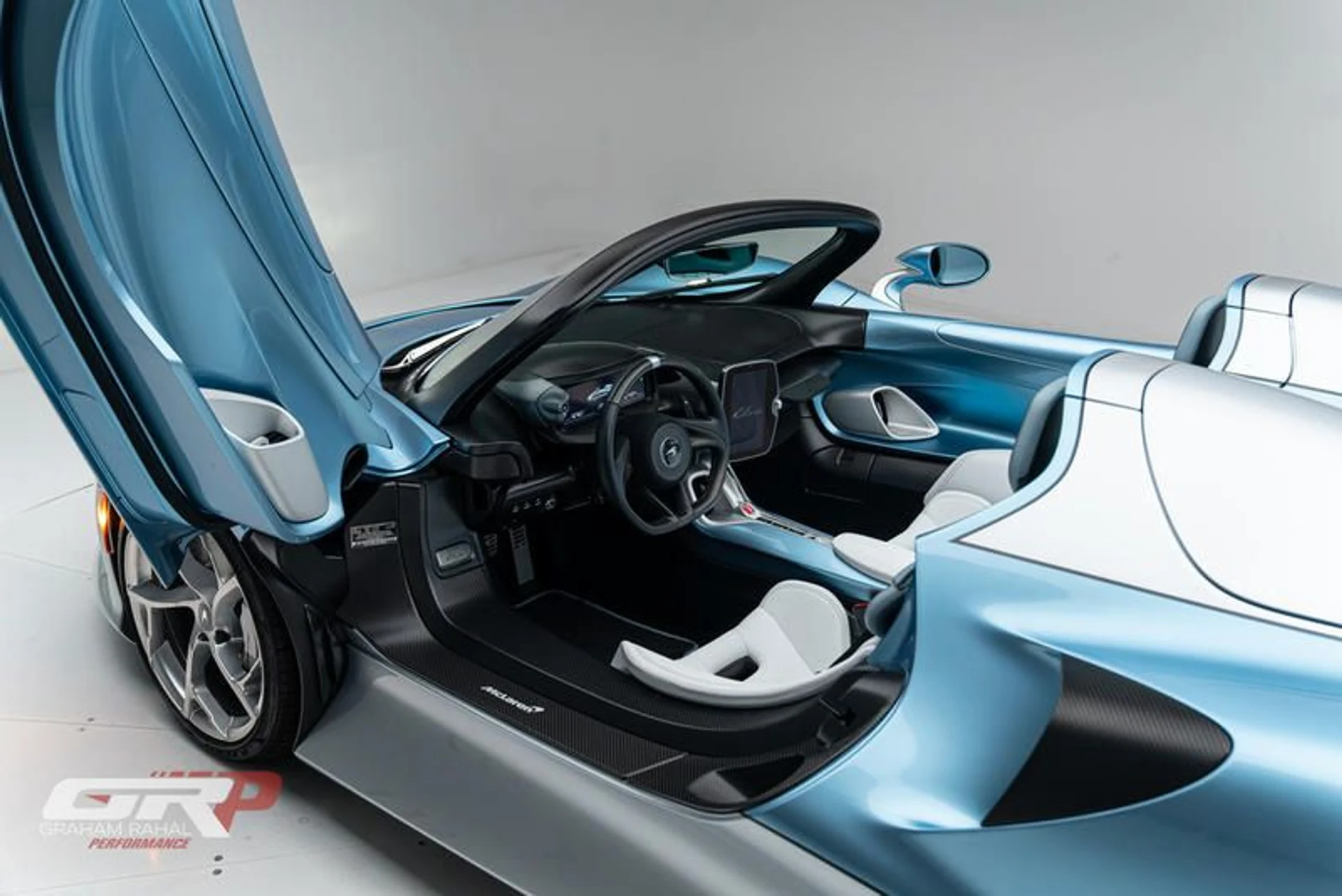 mph035_482157182_EEAE_5_ABD_B9_BB_4_AE_8_93_AF_63_C12772_E02_A_37597cb5c1