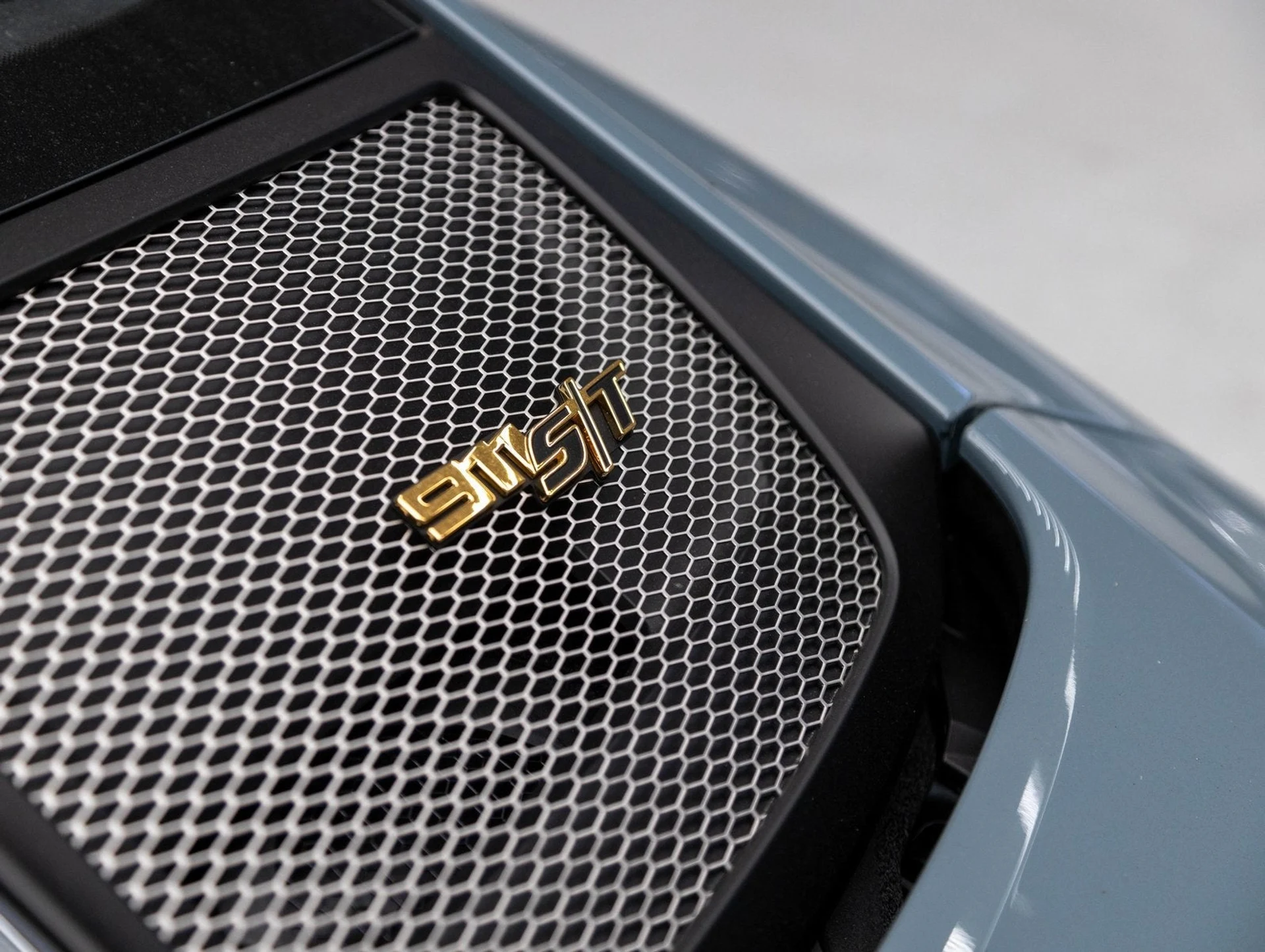 mph035_487838621_36_273d784855