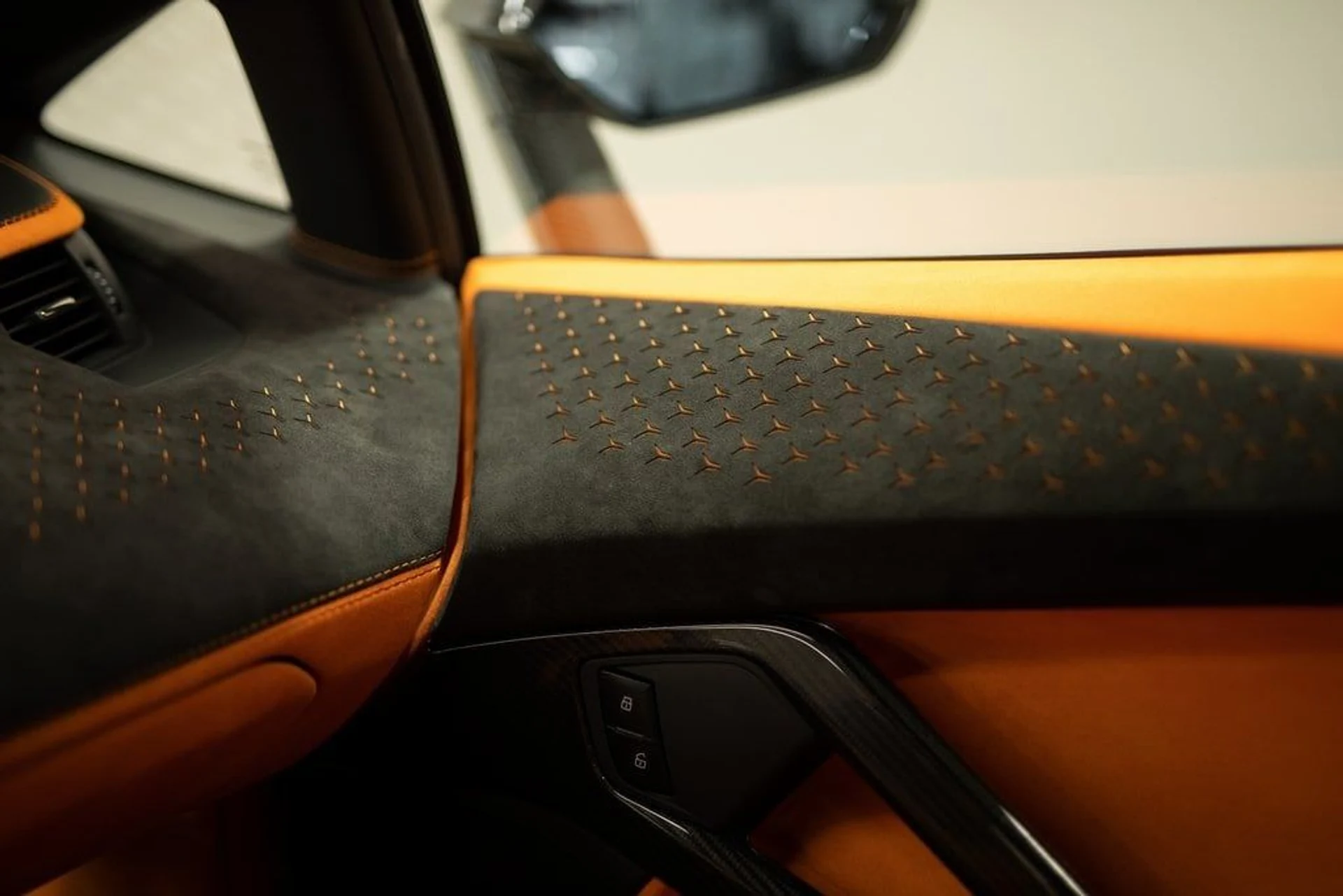 mph035_495623791_e1b8448668975005f7fd0e72eb3c87a8x_f9bc03eed4