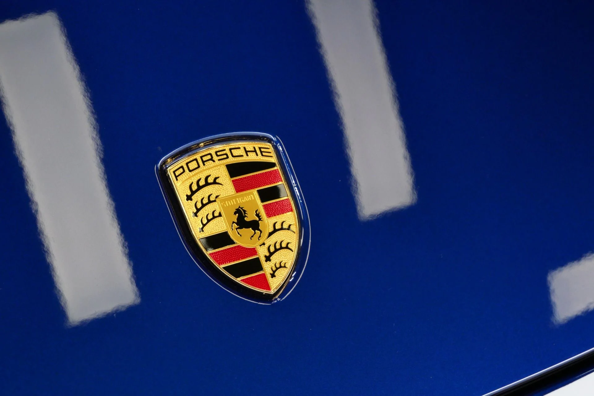 mph035_497772721_Used_2023_Porsche_911_Targa_4_GTS_1761682285_8a638fa1e3