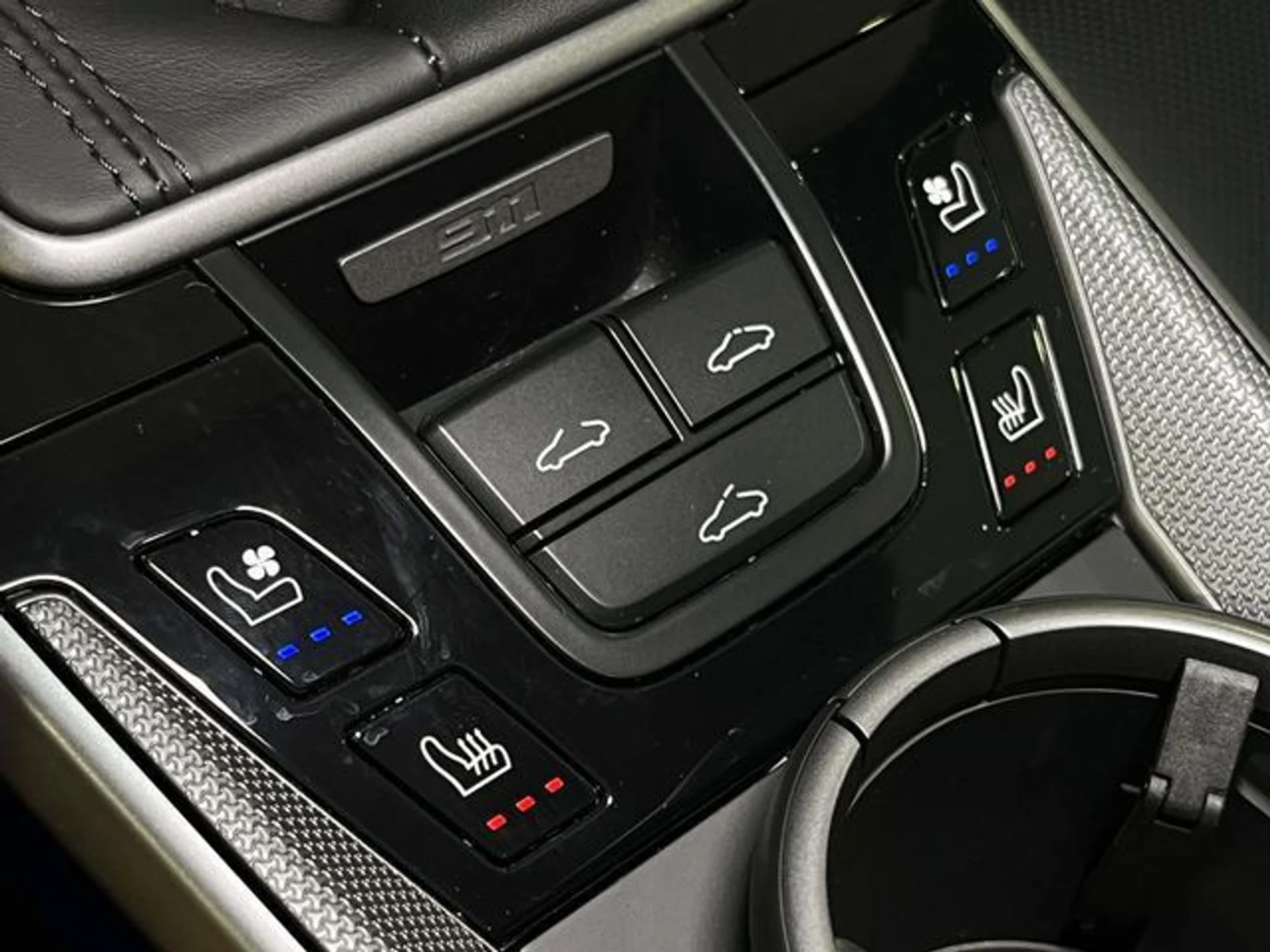 mph035_510314990_049de87e6f6e6842269daade7f9f94e5x_b2c9fa6b90