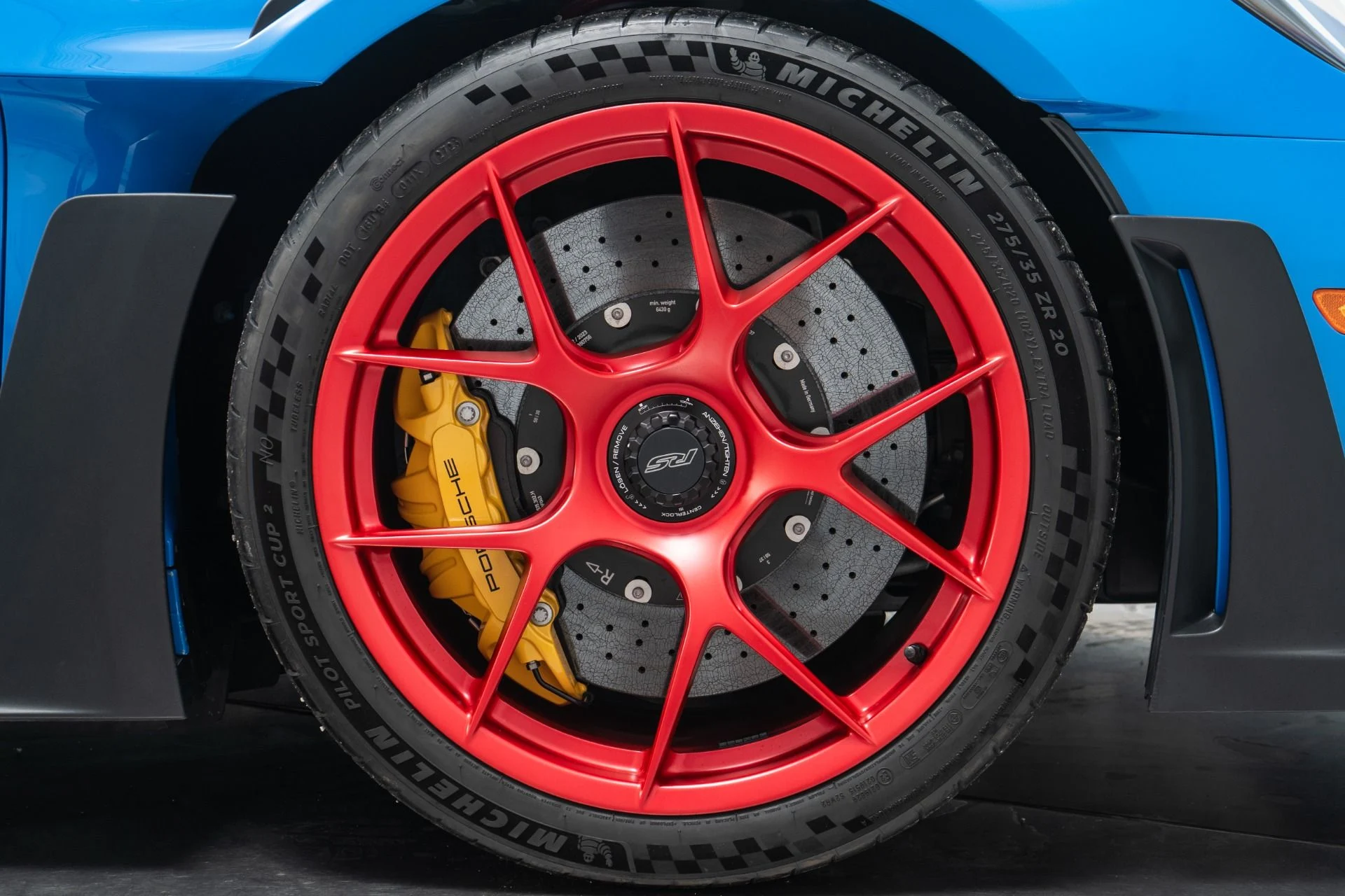 mph035_511876879_Used_2024_Porsche_911_GT_3_RS_GT_3_RS_1755547454_f040d9f322
