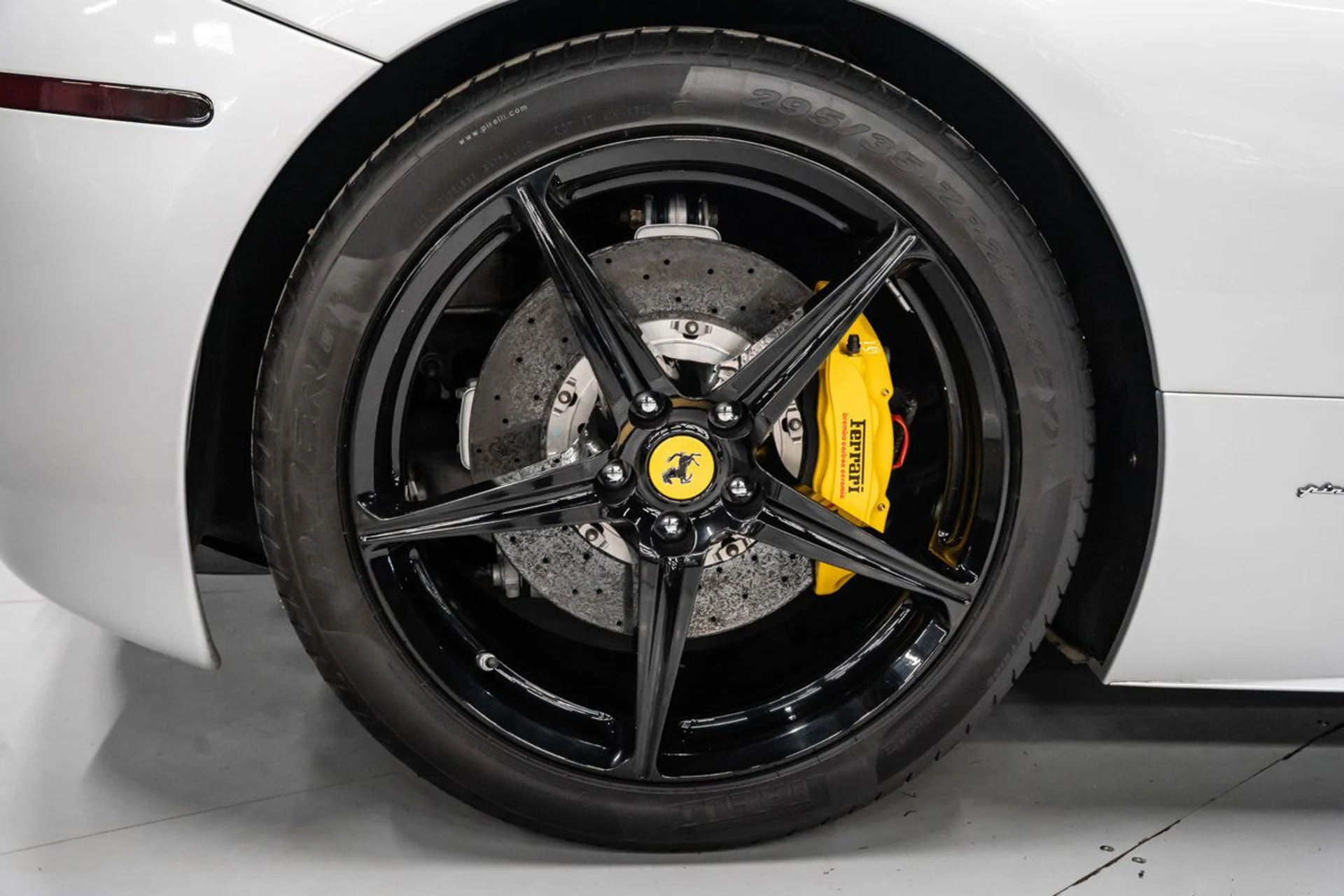 mph035_516091667_ferrari_458_italia_2013_60ab44b413