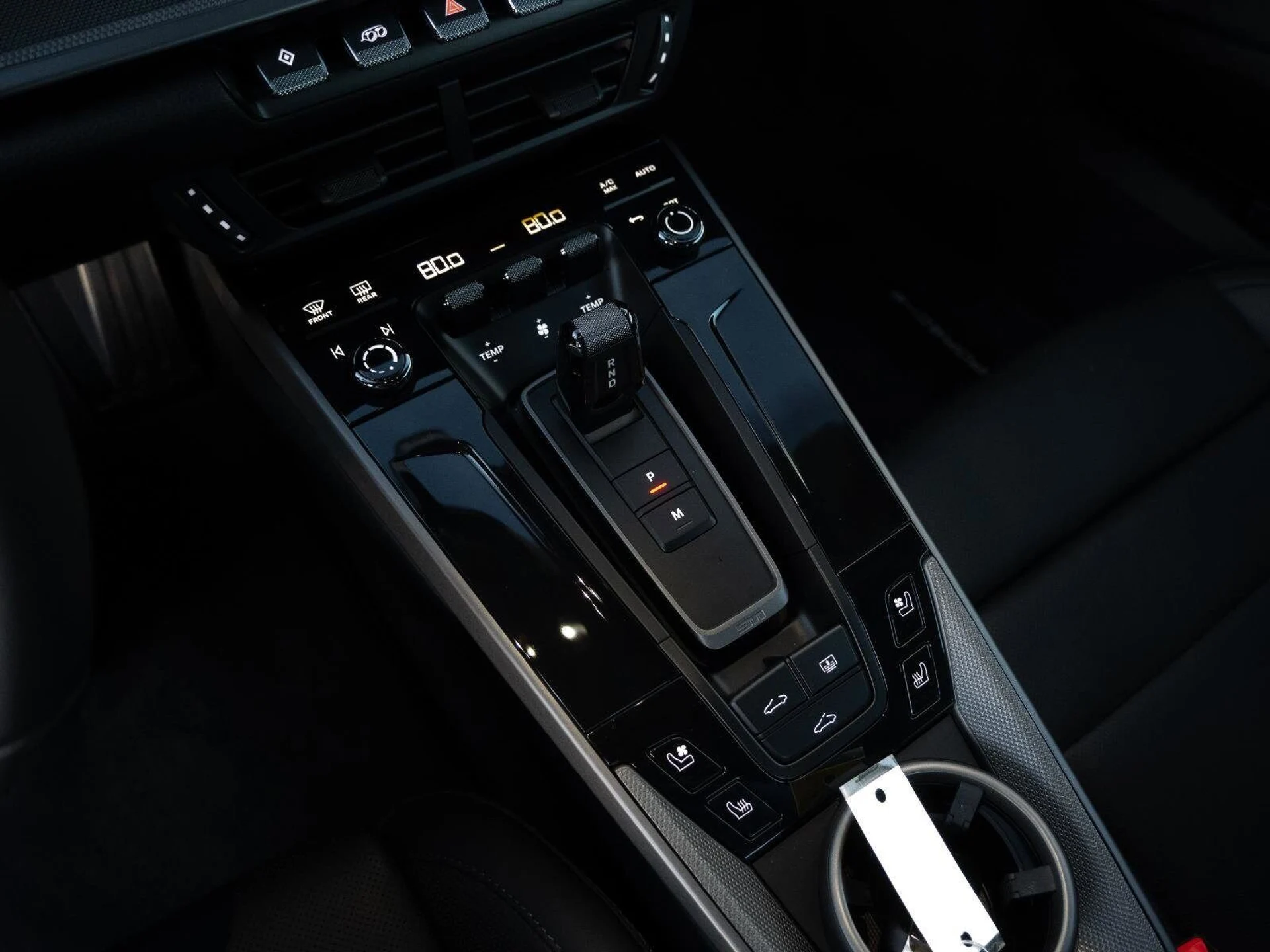 mph035_51738450_b70334afc4f083e07b5f671068a5df77x_ad64779b3a