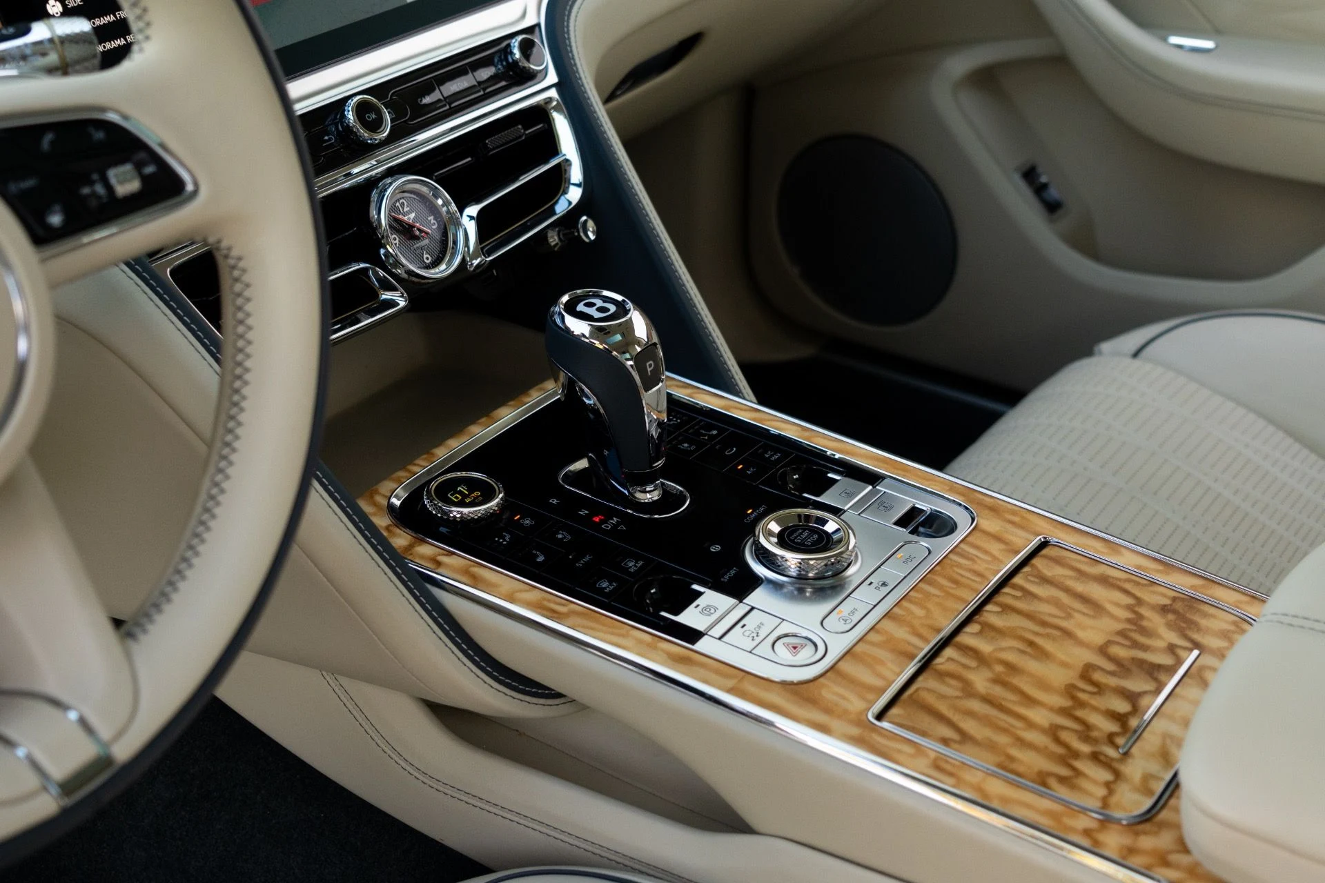 mph035_519857747_Used_2021_Bentley_Flying_Spur_W12_1764864845_f1ede4e77c