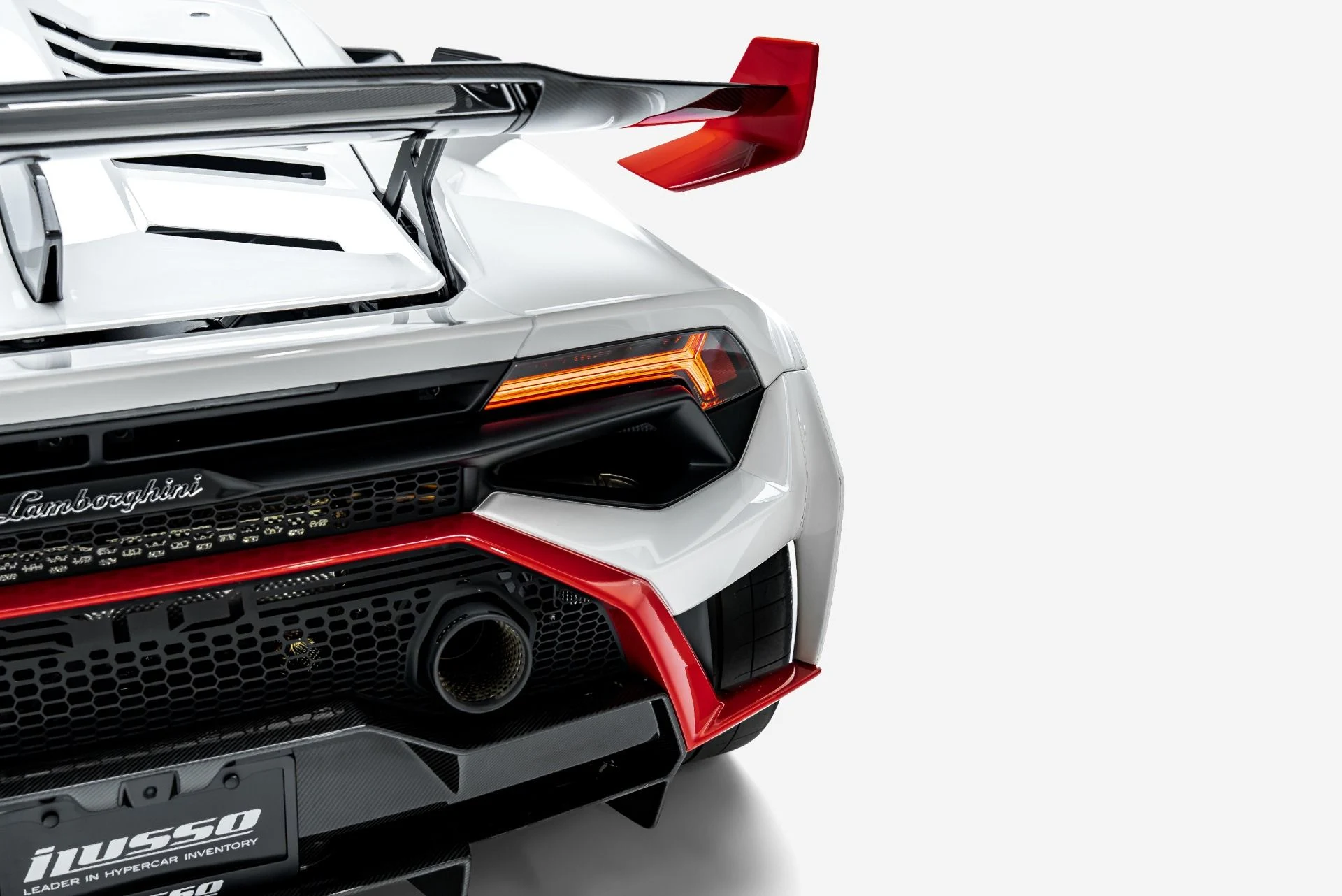 mph035_526739219_Used_2022_Lamborghini_Huracan_STO_1790709112_b6fb0a15ac