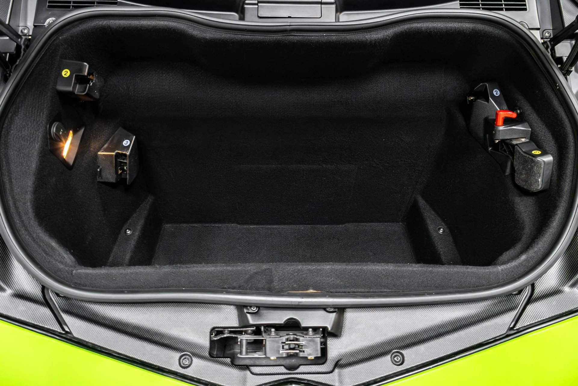 mph035_558280215_Used_2015_Lamborghini_Aventador_1764723845_a856542334