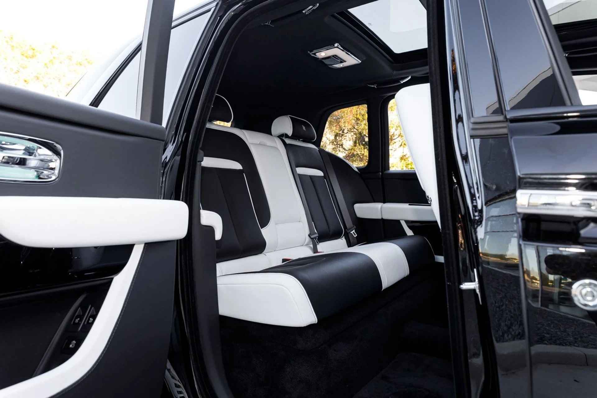 mph035_561462091_eb0c66b25530a1afc42410c3f57c2e1cx_3739522f79