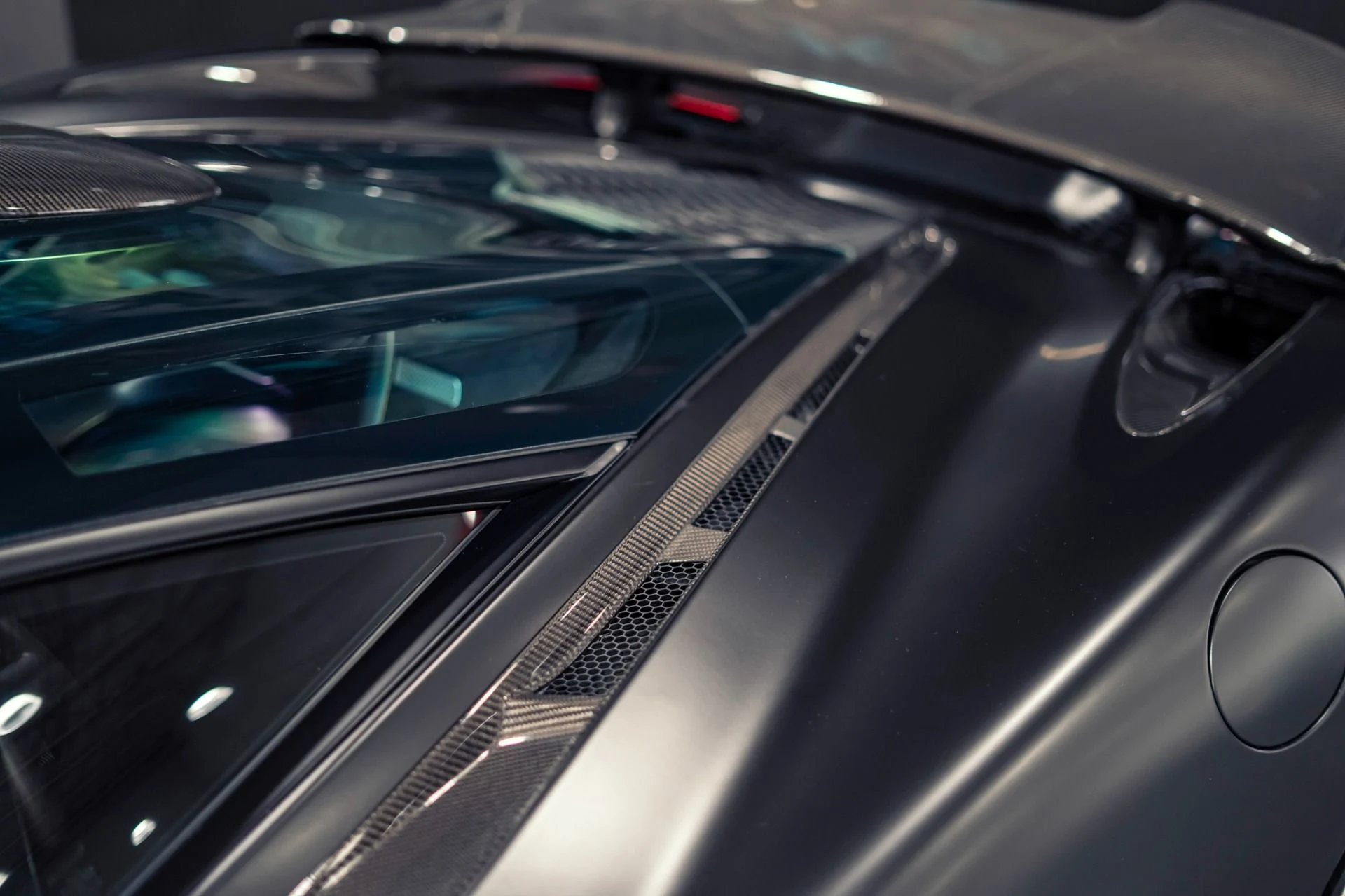 mph035_565326587_Used_2021_Mc_Laren_765_LT_568000_MSRP_Chicane_Grey_Carbon_Roof_Scoop_1779213543_f7d970909c