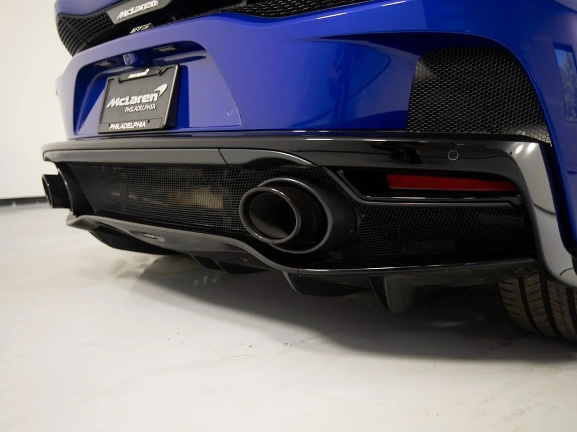 mph035_565445533_c9846447e468aeded092a893fa3da780x_e838b27fcb