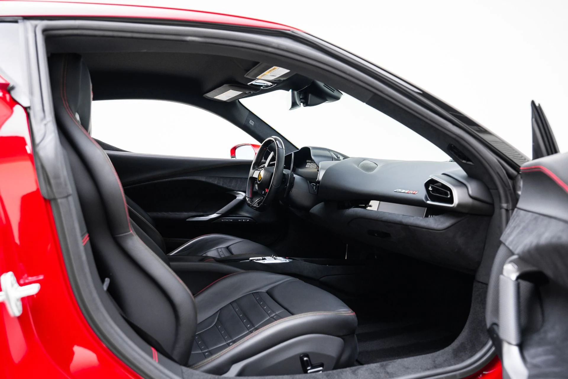 mph035_571378154_Used_2022_Ferrari_296_GTB_1768331939_0068d43cbd