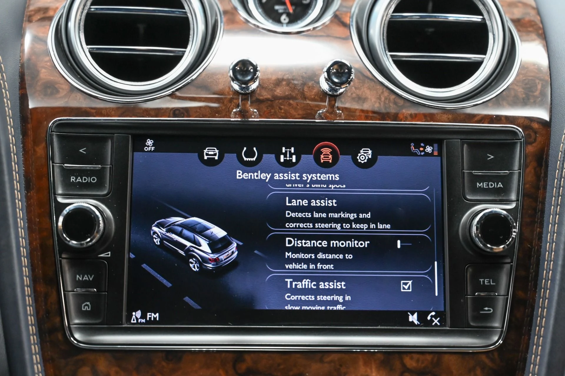 mph035_576704115_Used_2018_Bentley_Bentayga_W12_1758835107_ab9f45a6f9