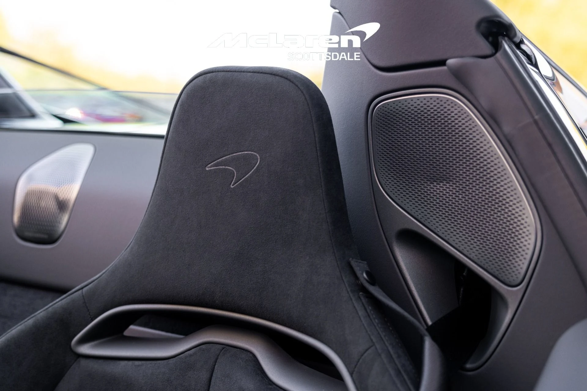 mph035_580946545_Used_2025_MCLAREN_ARTURA_1728156448_4975feec15