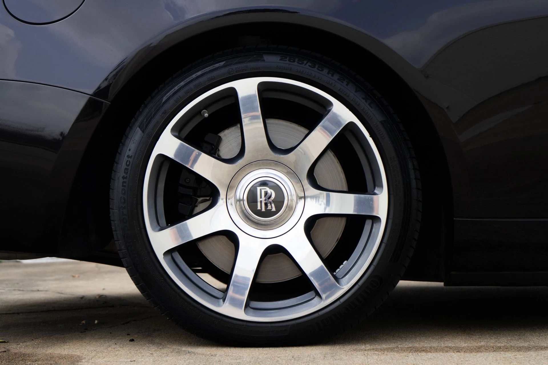 mph035_581745246_Used_2017_Rolls_Royce_Dawn_1771784248_4eef92d0e9