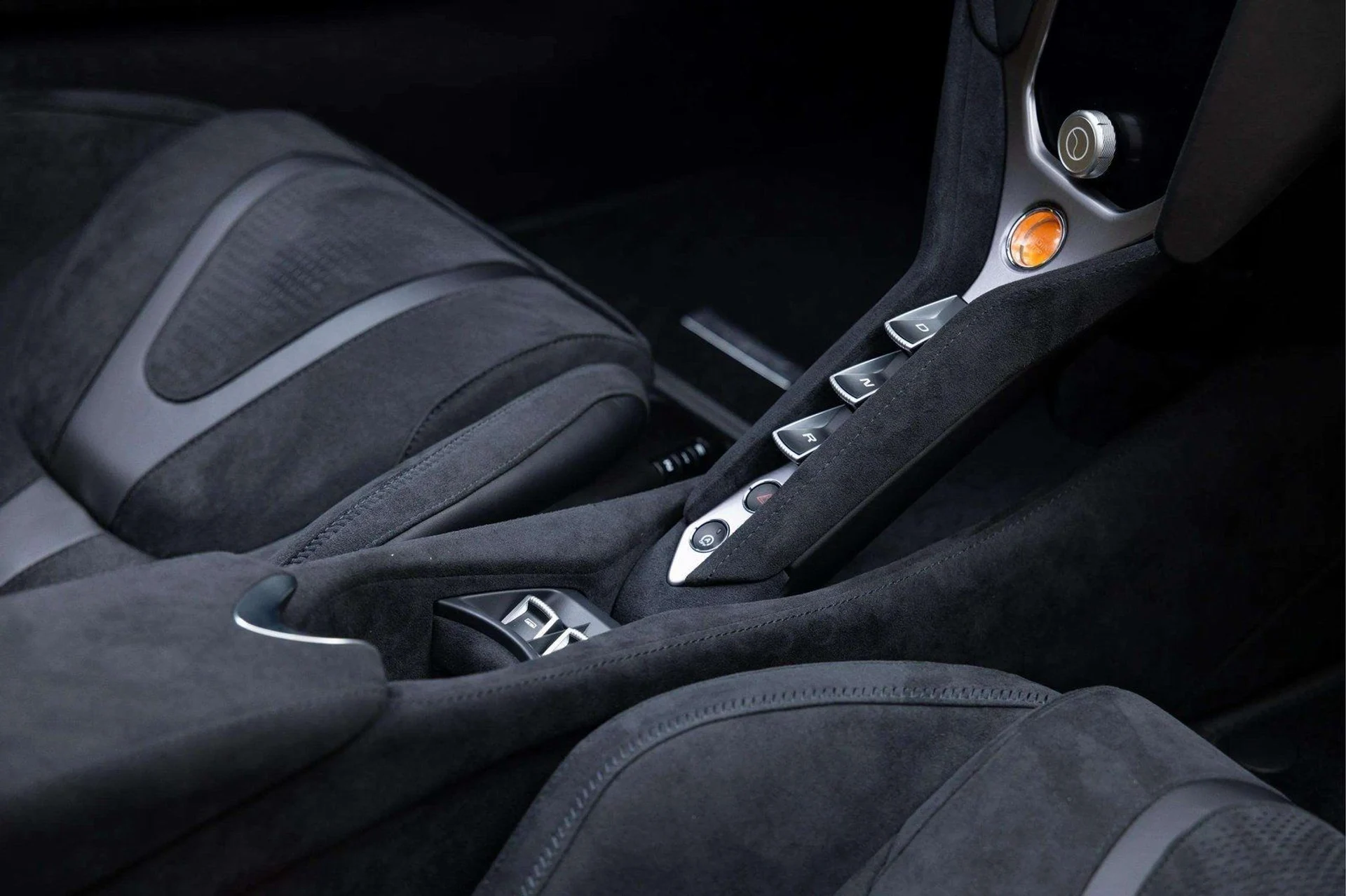 mph035_583898013_image_36_35a51da594