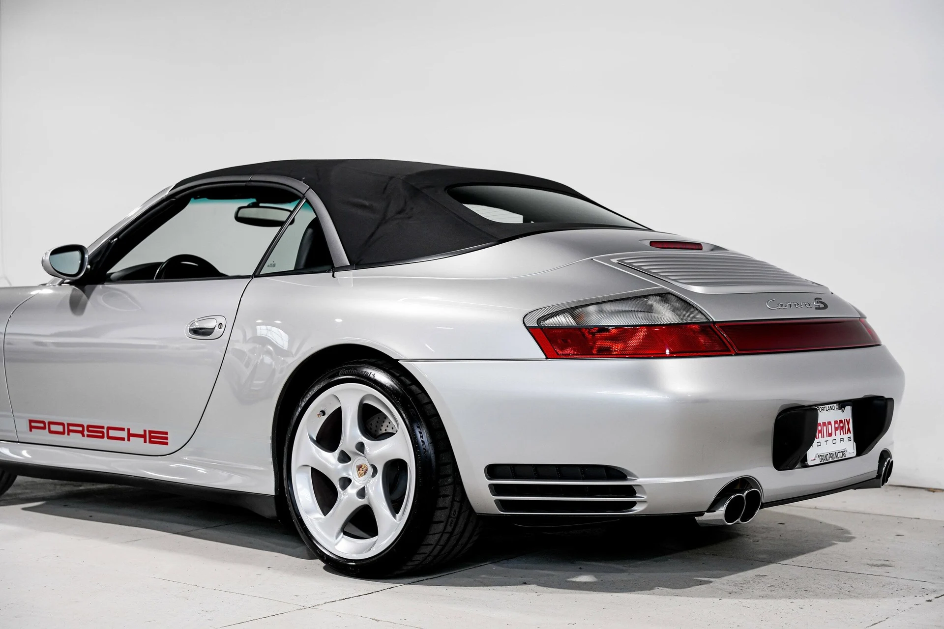 mph035_584597363_f6bc296e0752ed6506c87a721315bb8bx_e9eddfa477