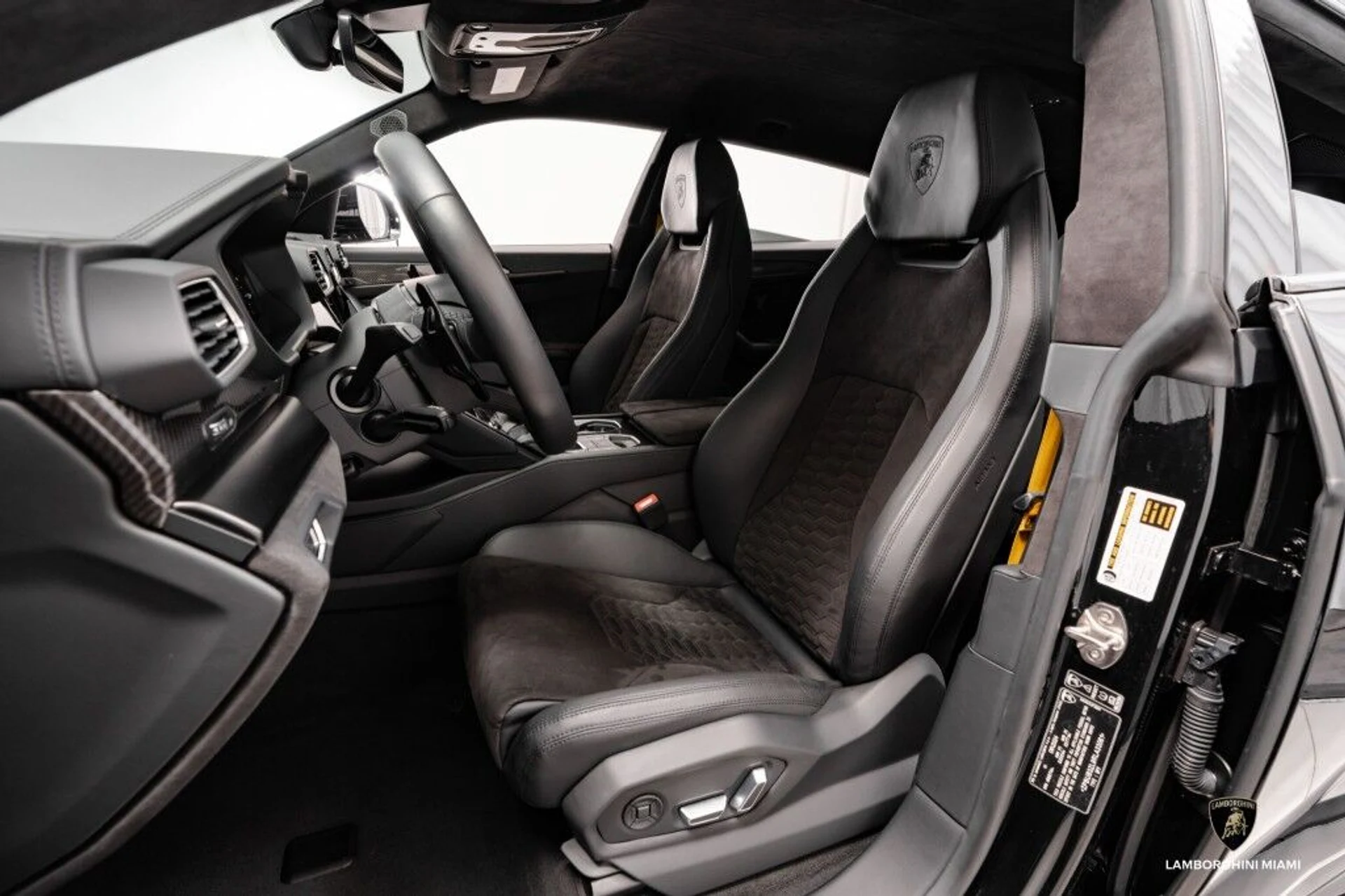 mph035_585251833_7c7d40f87e86c4c3e23b34f8fa7504d9_63a64d0d31