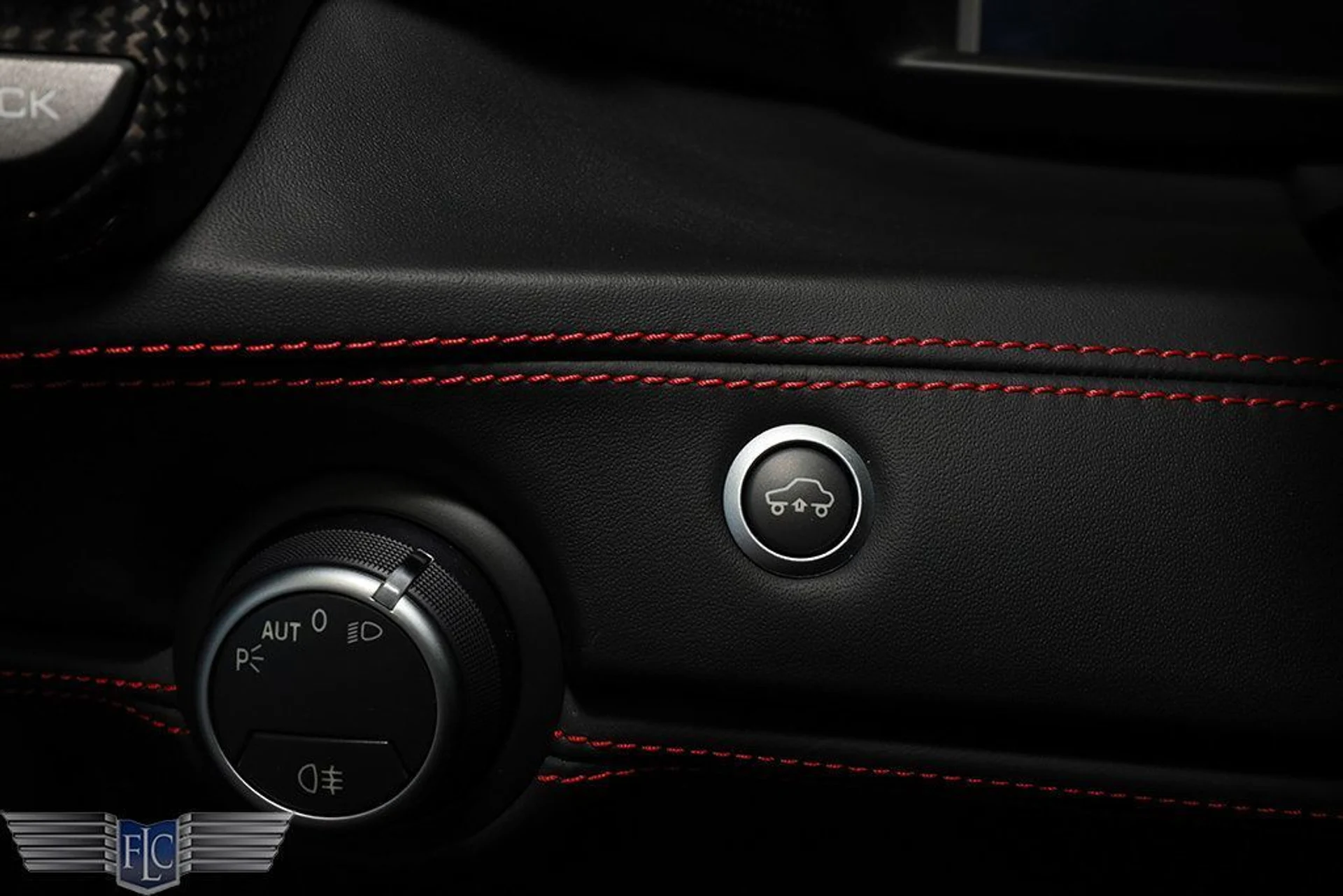 mph035_58719964_used_2019_ferrari_488_gtb_coupe_9689_22945041_36_1024_634d419161