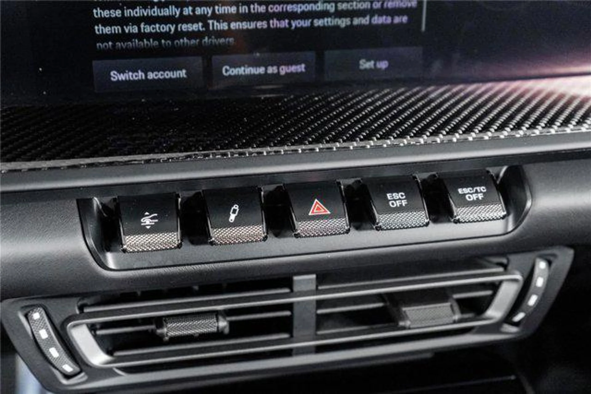 mph035_593391696_x_WE_72g_Nnp_Rj_Pci_V7tc_YIGEX_5h_Y_56e7438761