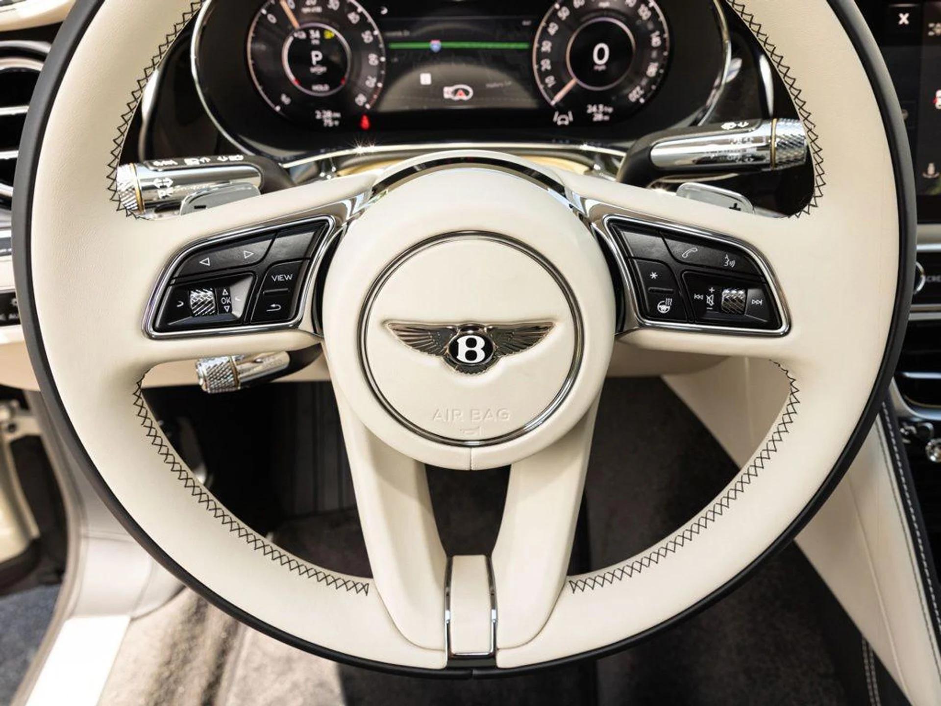 mph035_618834800_528452434_6a3314897976ef37e9c17b69_fb9bc32299