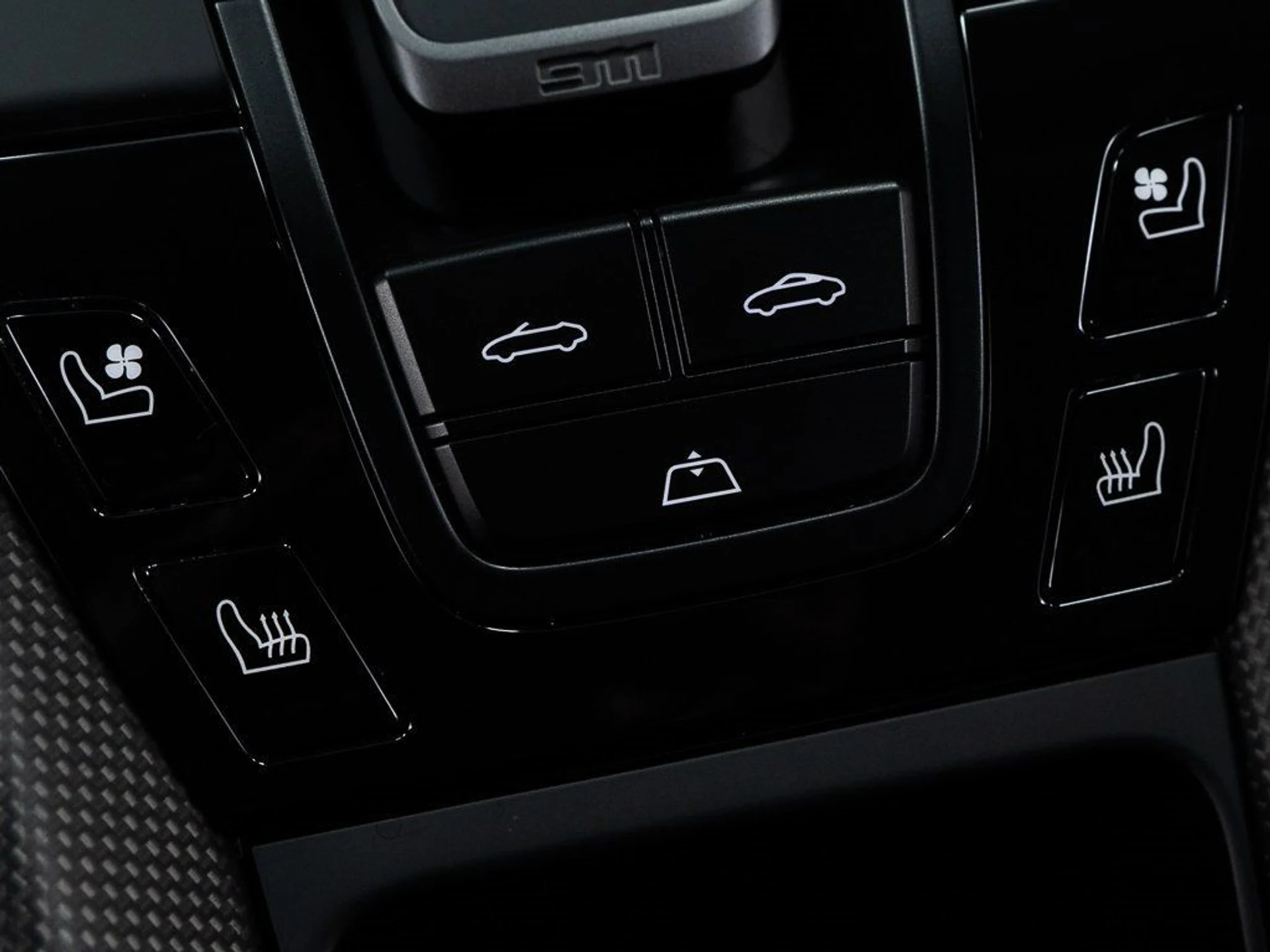 mph035_63350156_1116d854f06bdec5be1912ee9b3a4c32_902b4303dd