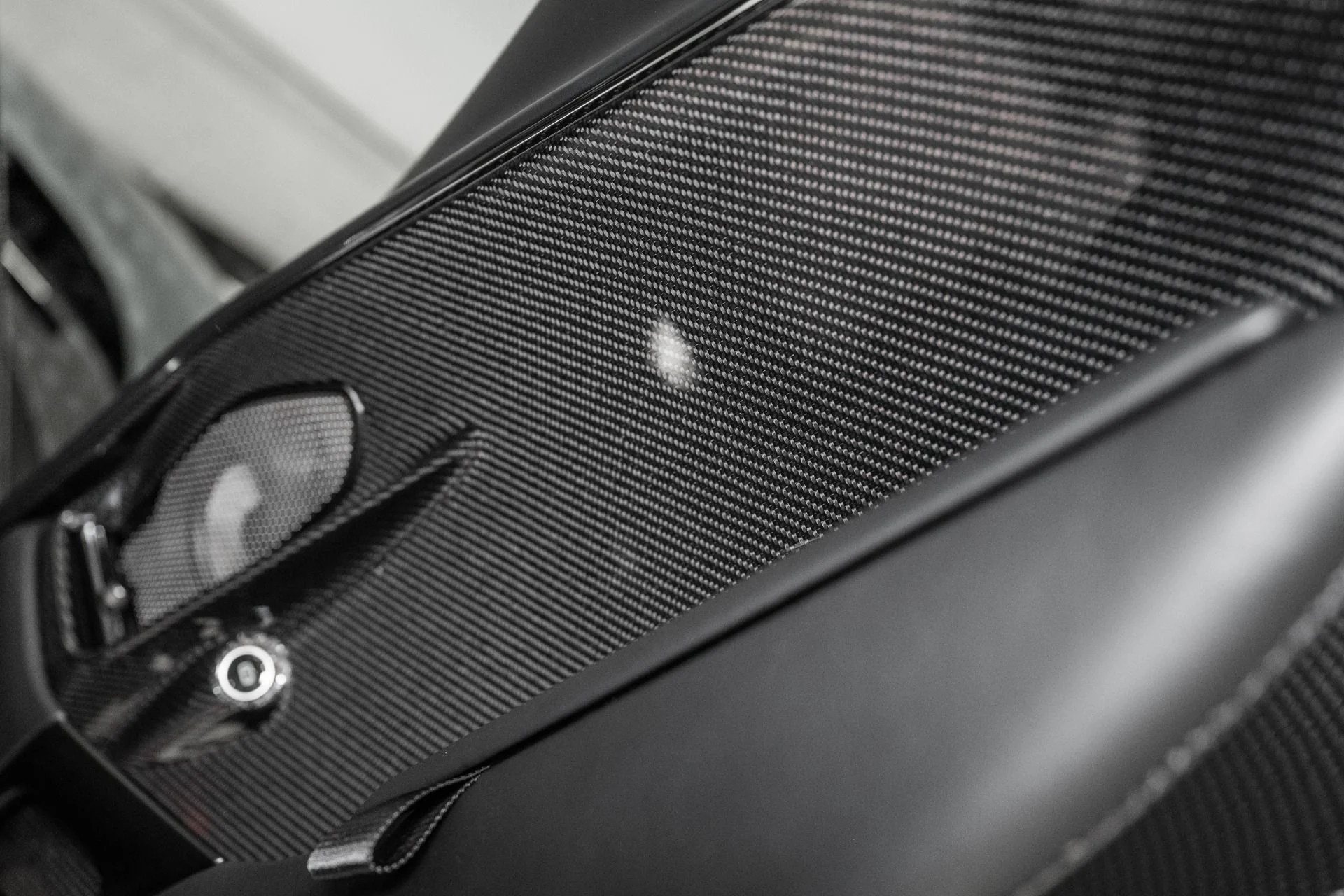 mph035_633820859_New_2026_ASTON_MARTIN_VALHALLA_COUPE_1775321272_63f3a4659d