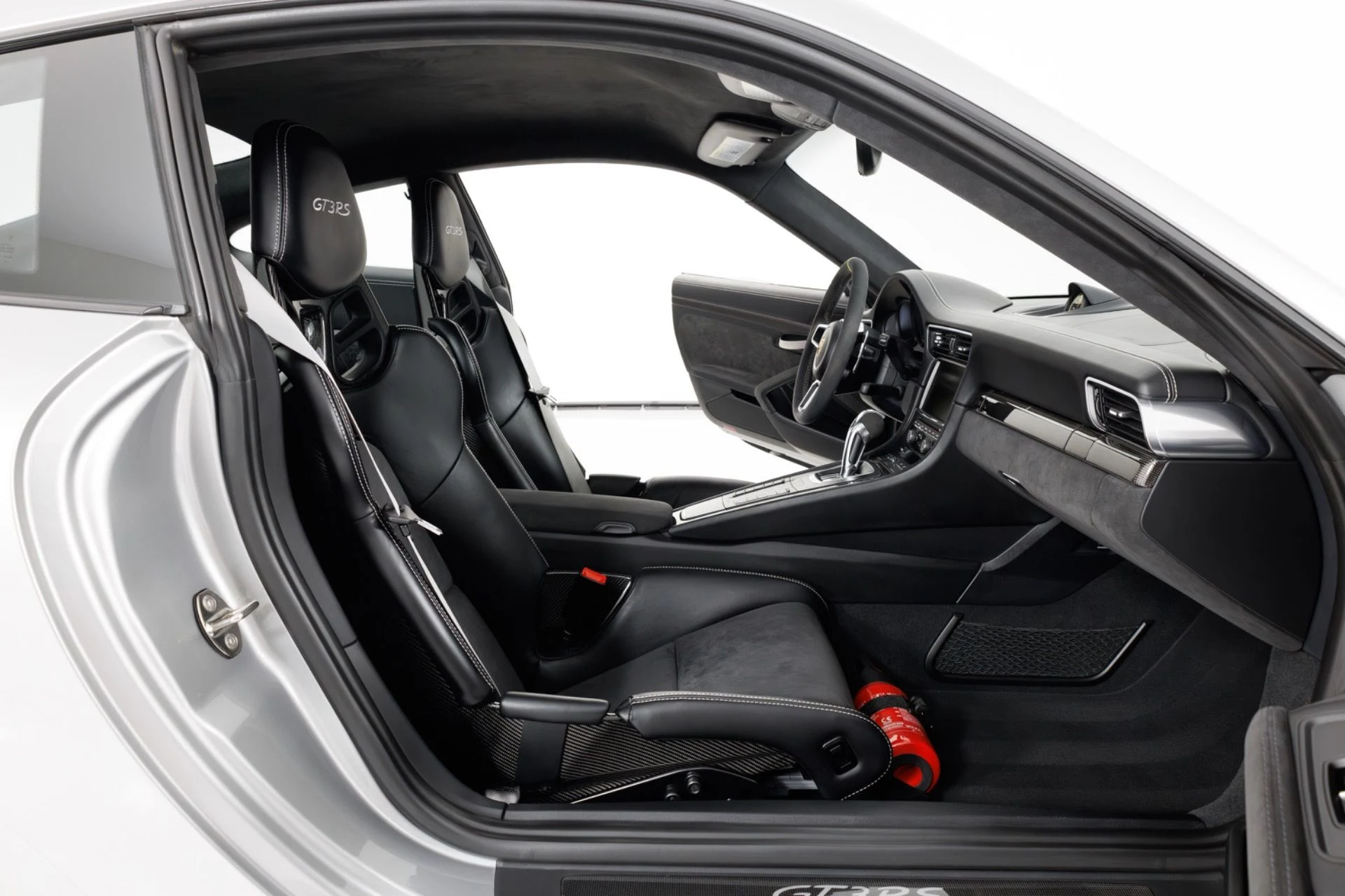 mph035_642427533_Used_2016_Porsche_911_GT_3_RS_1782496716_e80a656396