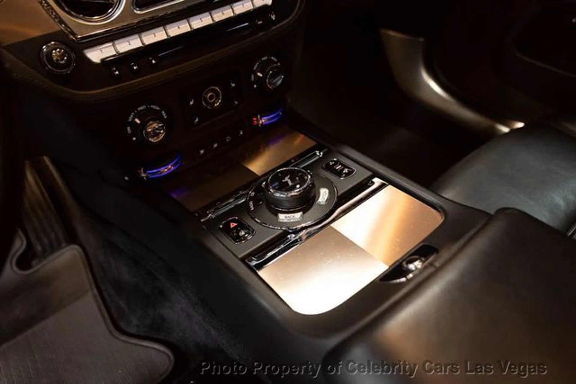mph035_646329353_used_2016_rolls_royce_wraith_inspiredbymusiclyricalcopperbespokeaudiostarlighth_9707_23057562_40_640_65c5395a9f