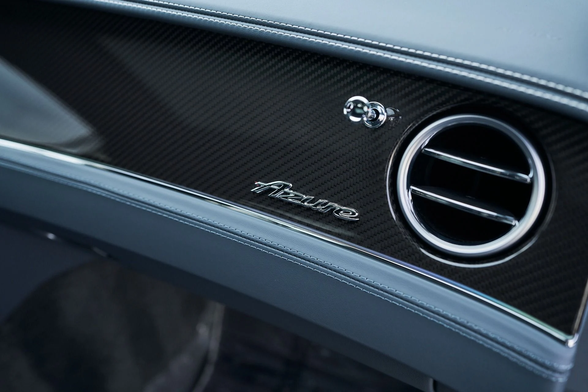 mph035_650894334_Used_2023_Bentley_Continental_GT_Azure_1761755998_8f79dce059