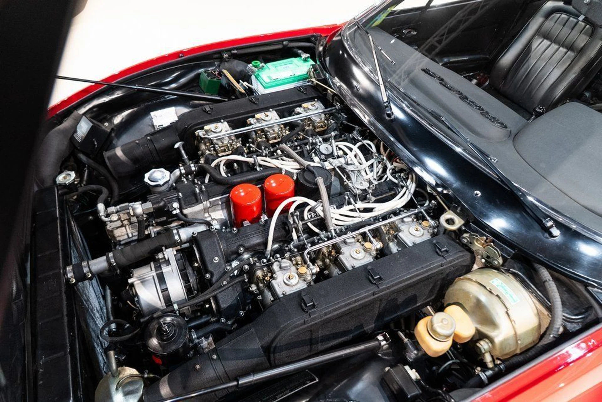 mph035_655991653_b60724c29bdde37f3a9fb21c5ed09fc8_6c6339b489