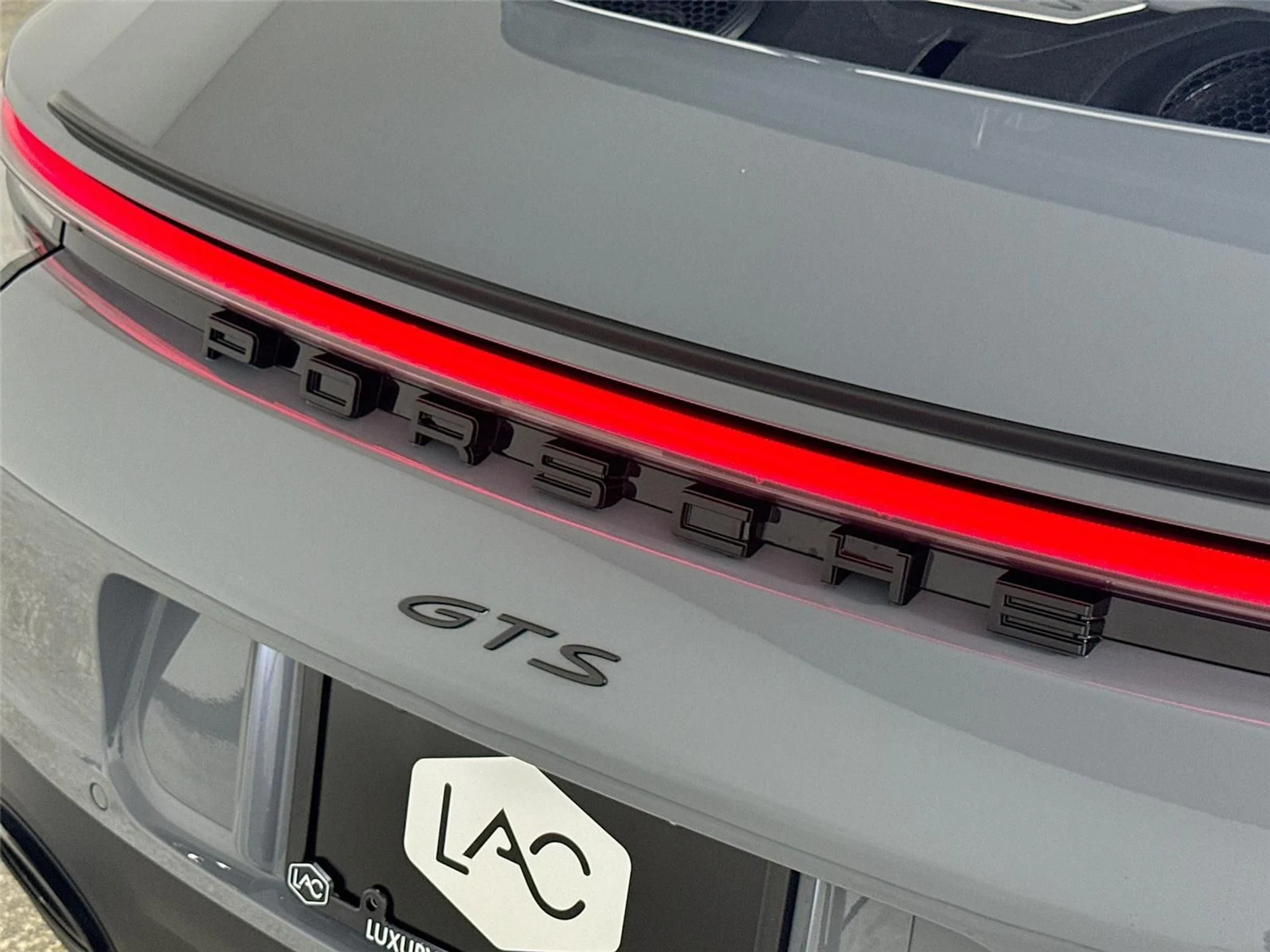 mph035_658574849_9cbd205e459594a4a05b16026d53a431_94144a8363