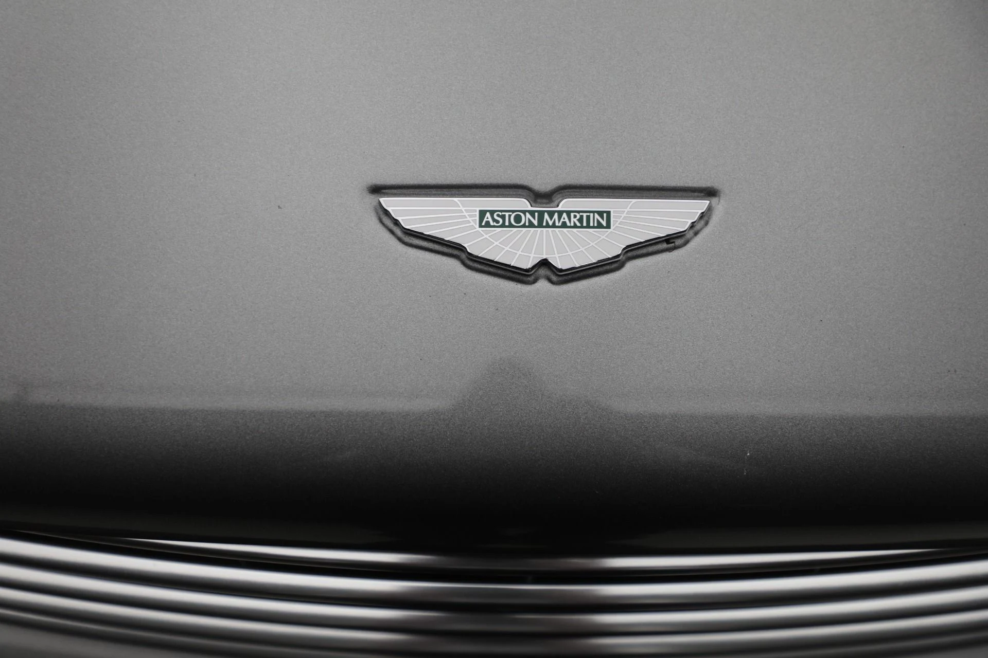 mph035_665860674_Used_2015_Aston_Martin_DB_9_Volante_630c82b308