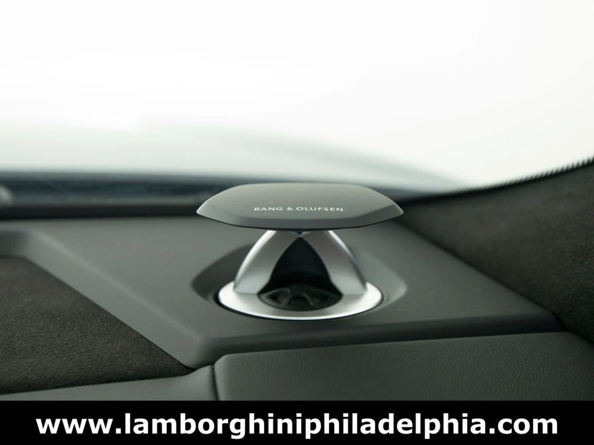 mph035_666599064_02f0339b66787bfa9a549755fb37d809x_10f6fd8631