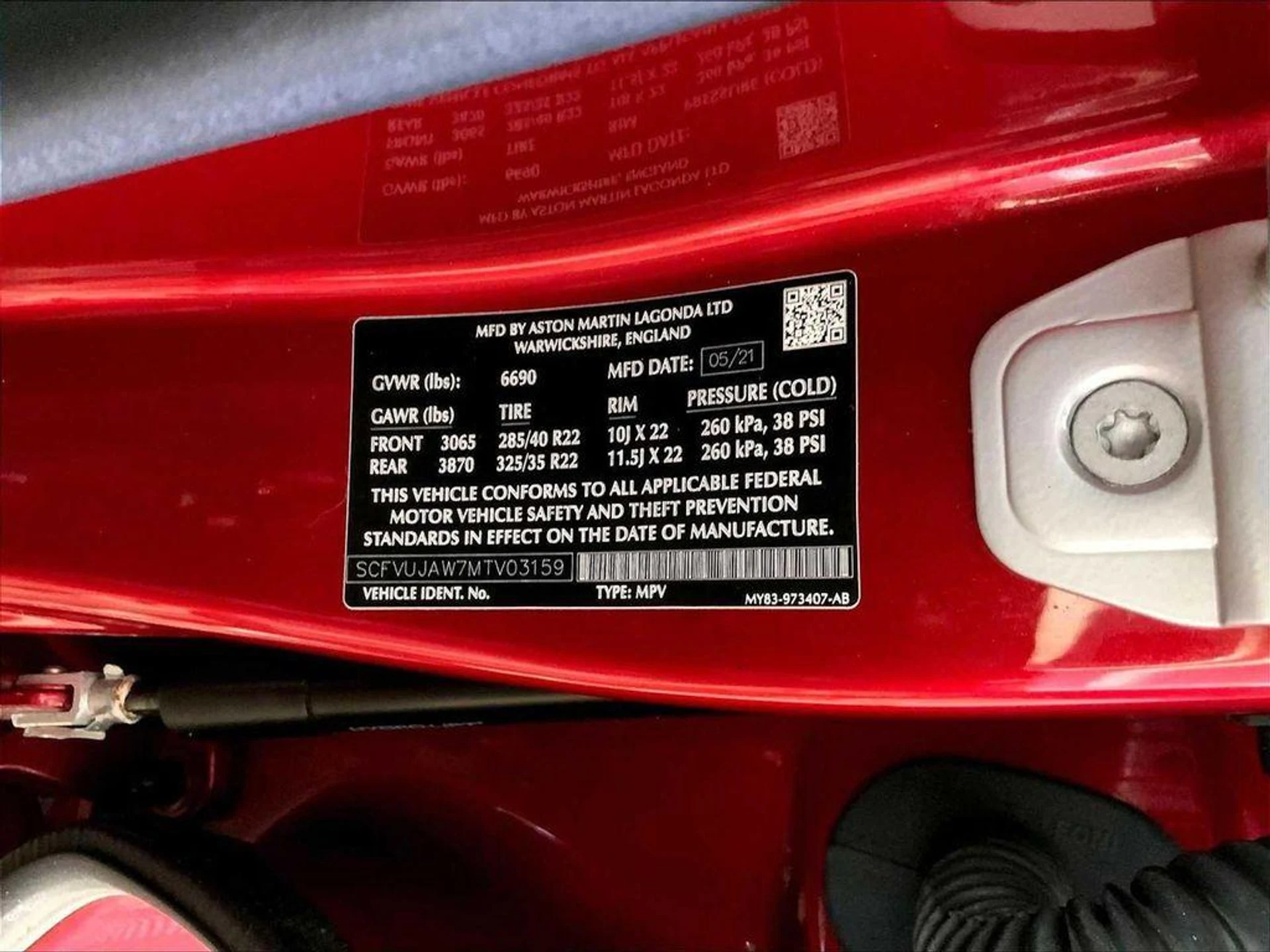 mph035_67205999_uv_Vkn_Kqms6y_SHO_3_TO_Lo0_S2_Nl_Oe_Y_d5df4df319