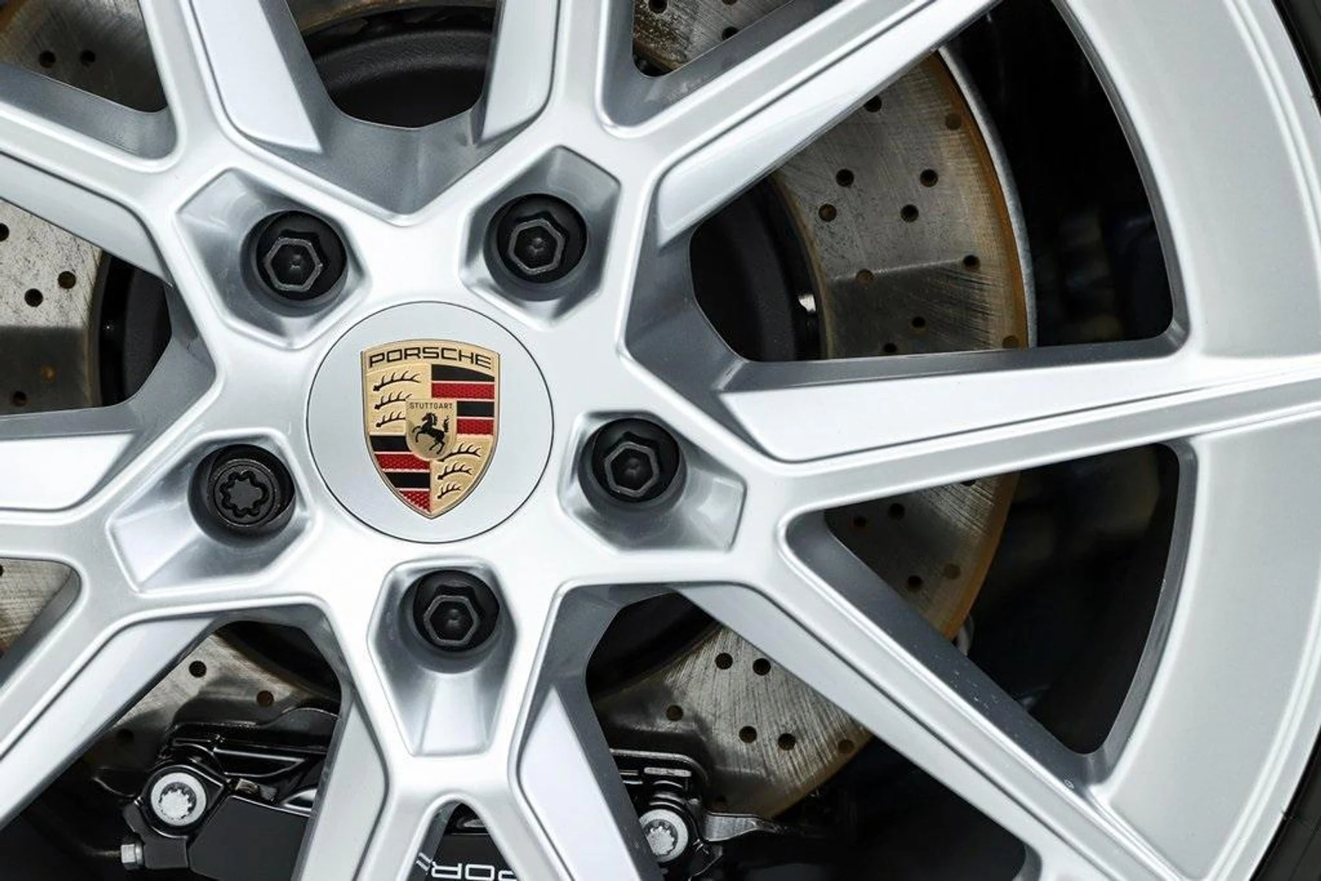 mph035_682908212_Ivp_Adw2q_Tn_KIC_9s4vq_EL_9_Wrtl_MQ_e7f9c53c9b