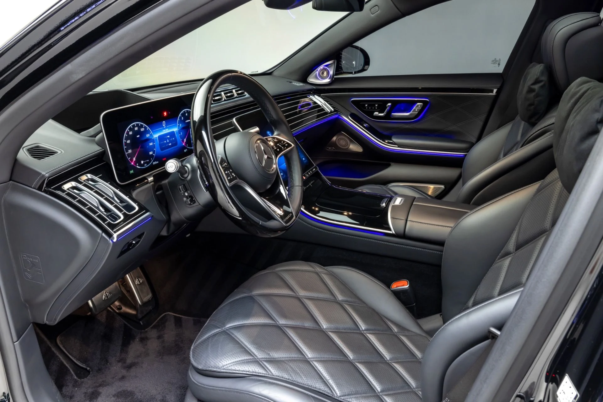 mph035_684958503_13213_p36_l_62abeb9165