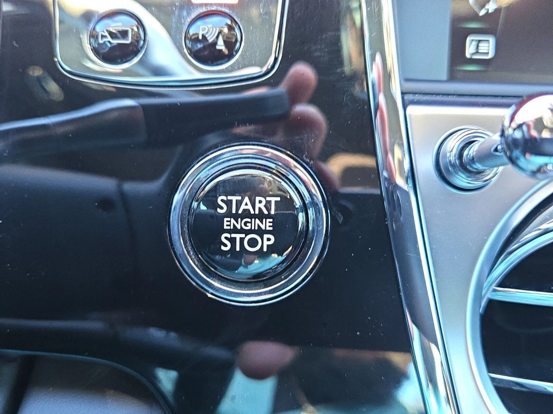 mph035_69284363_33c6b4612aa3207e9f18e32581541669x_5a30b5e3fa