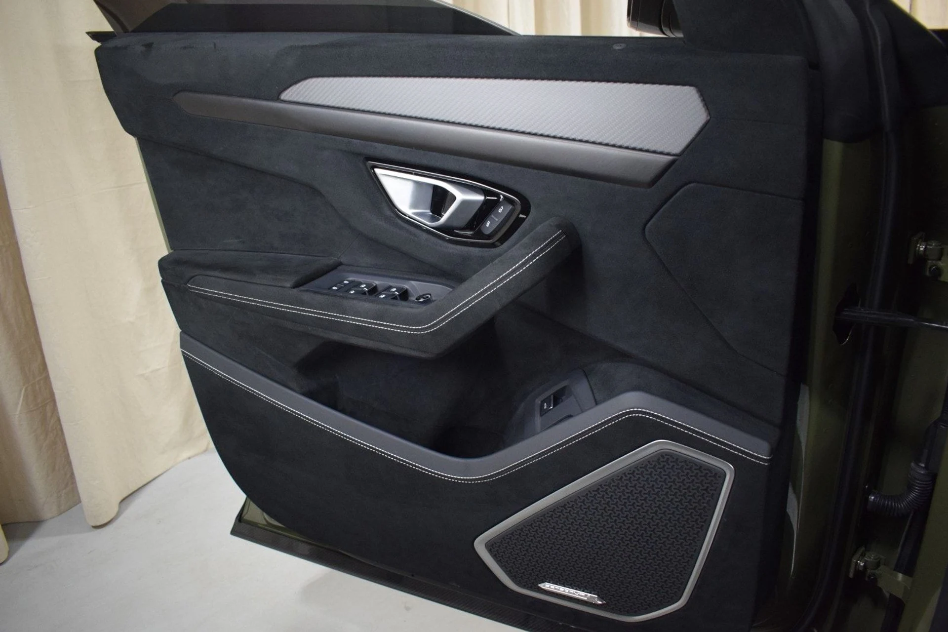 mph035_694079345_9a3849f721cdc5455ffcdd93d2361f1ex_720890618e