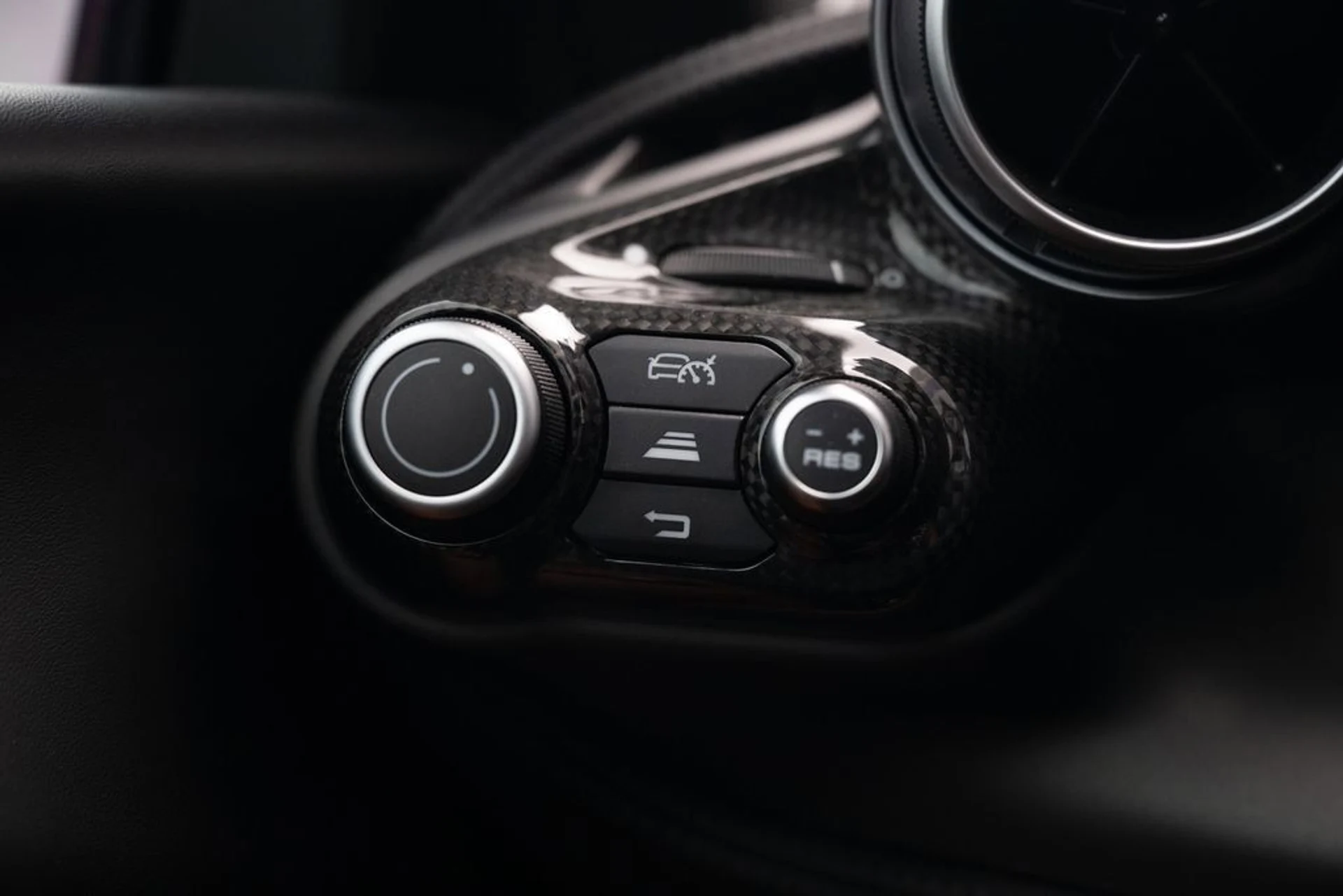 mph035_695502143_3006b1f839d5400eb6366493761c9fdf_8b5fb7a627