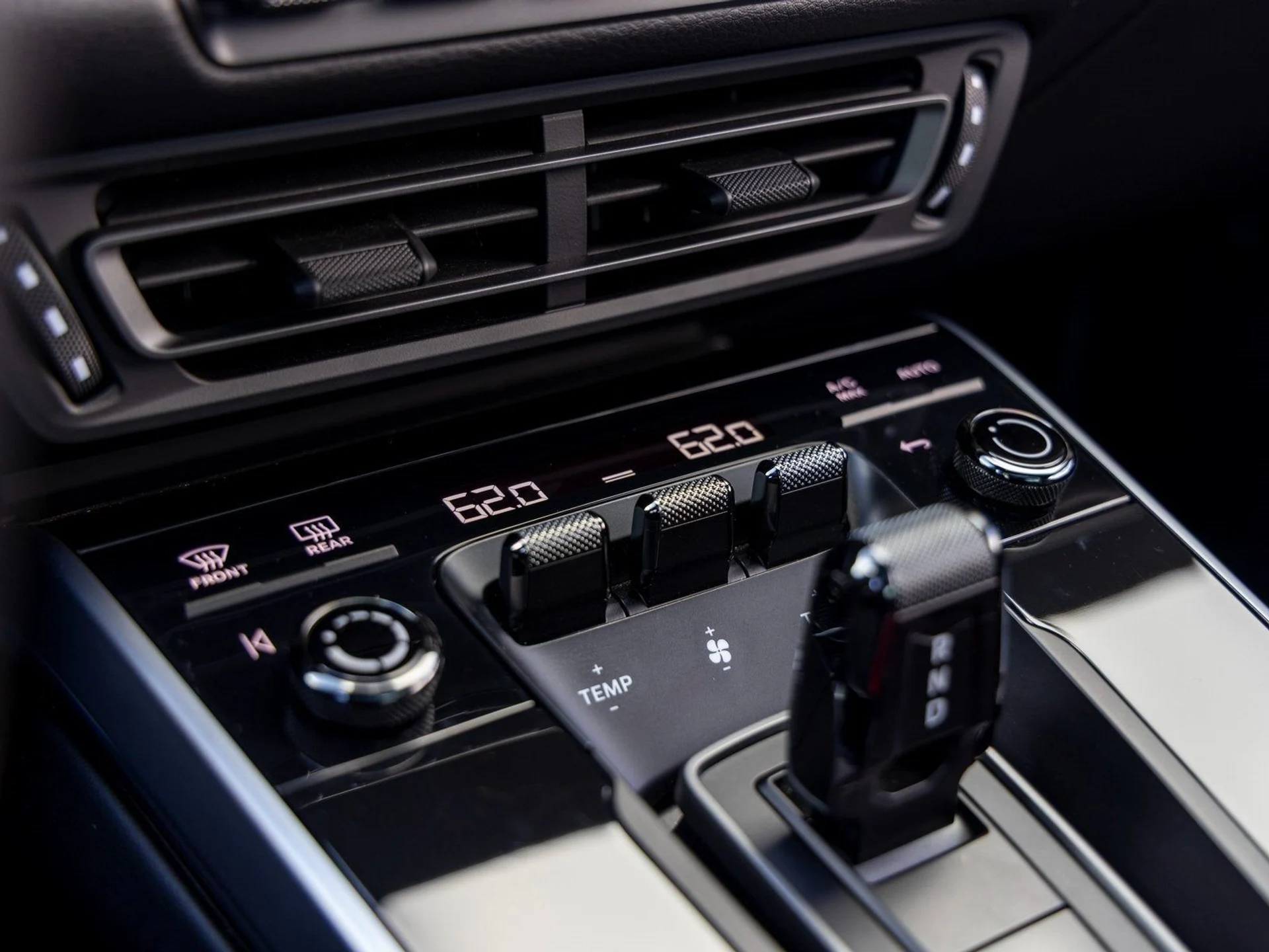 mph035_695917801_36_8d663bac08