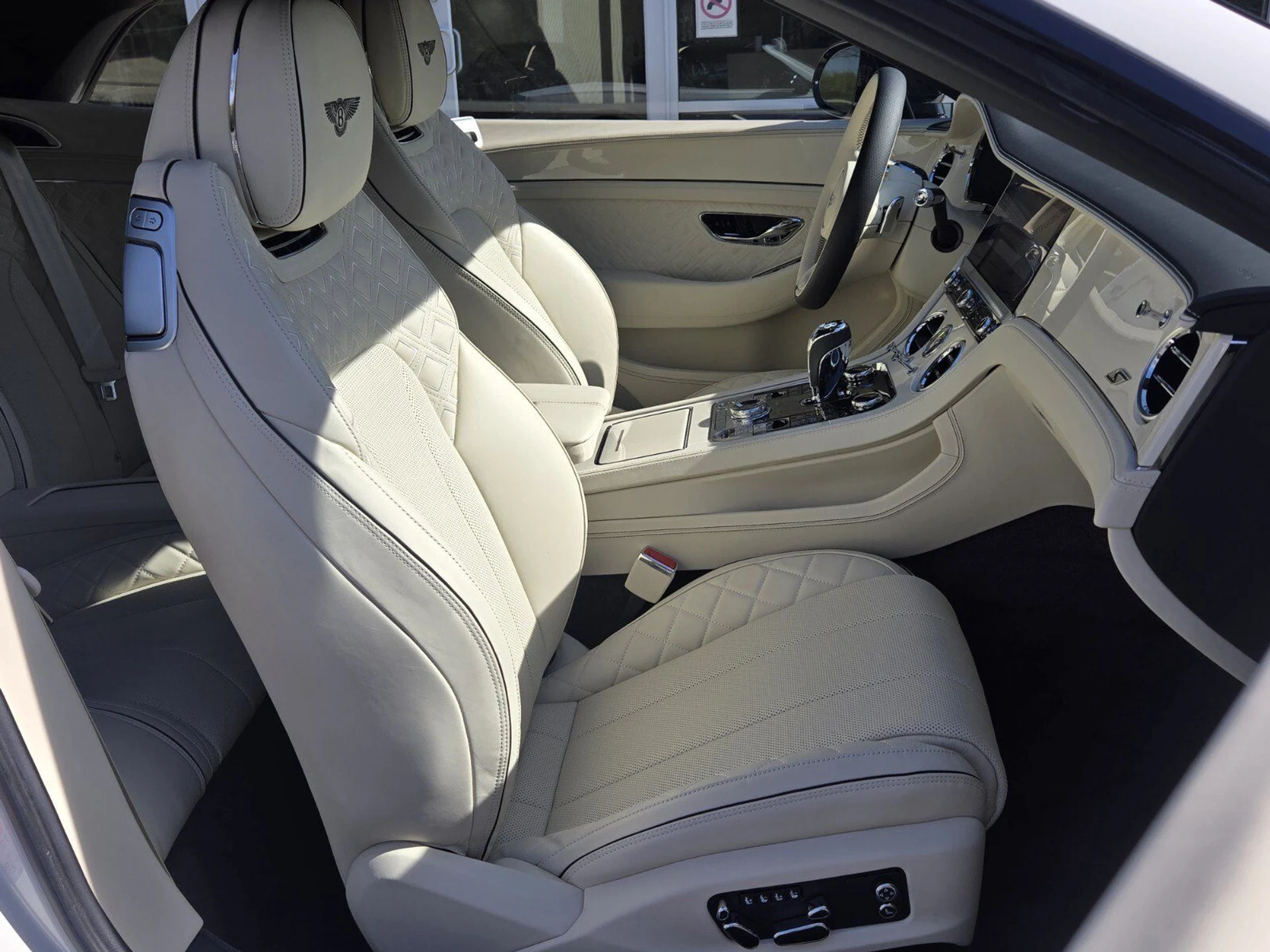 mph035_696580357_18f2af46fe5afce0b3ff64aaa7b404f5x_df2a8b4ca7