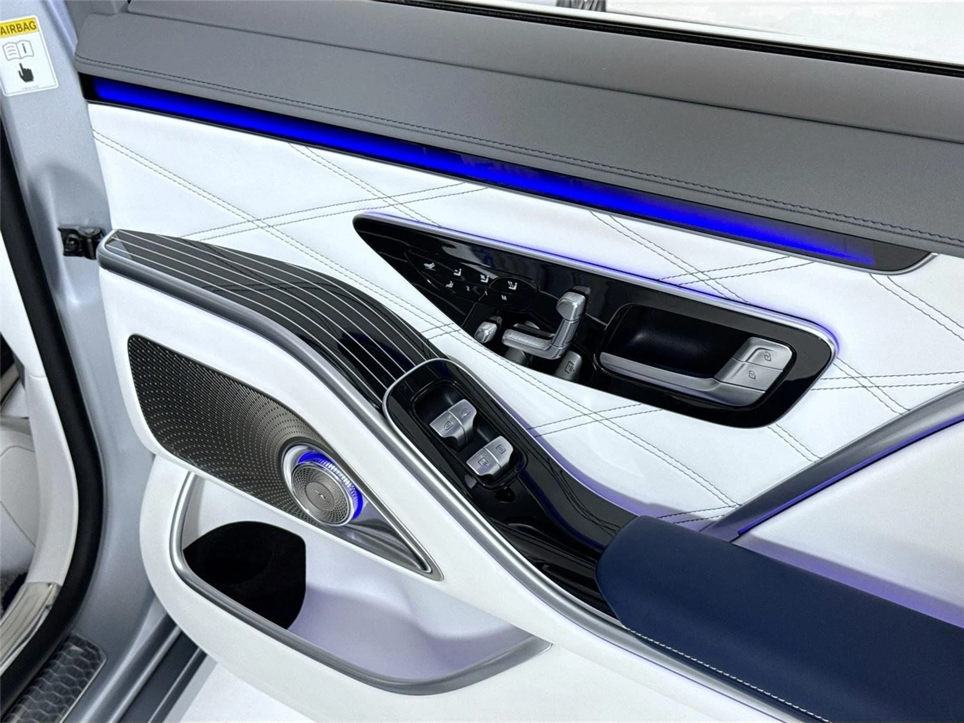 mph035_704275852_92b7e14d657df17e9d361f64ae641f5f_ff205f575c